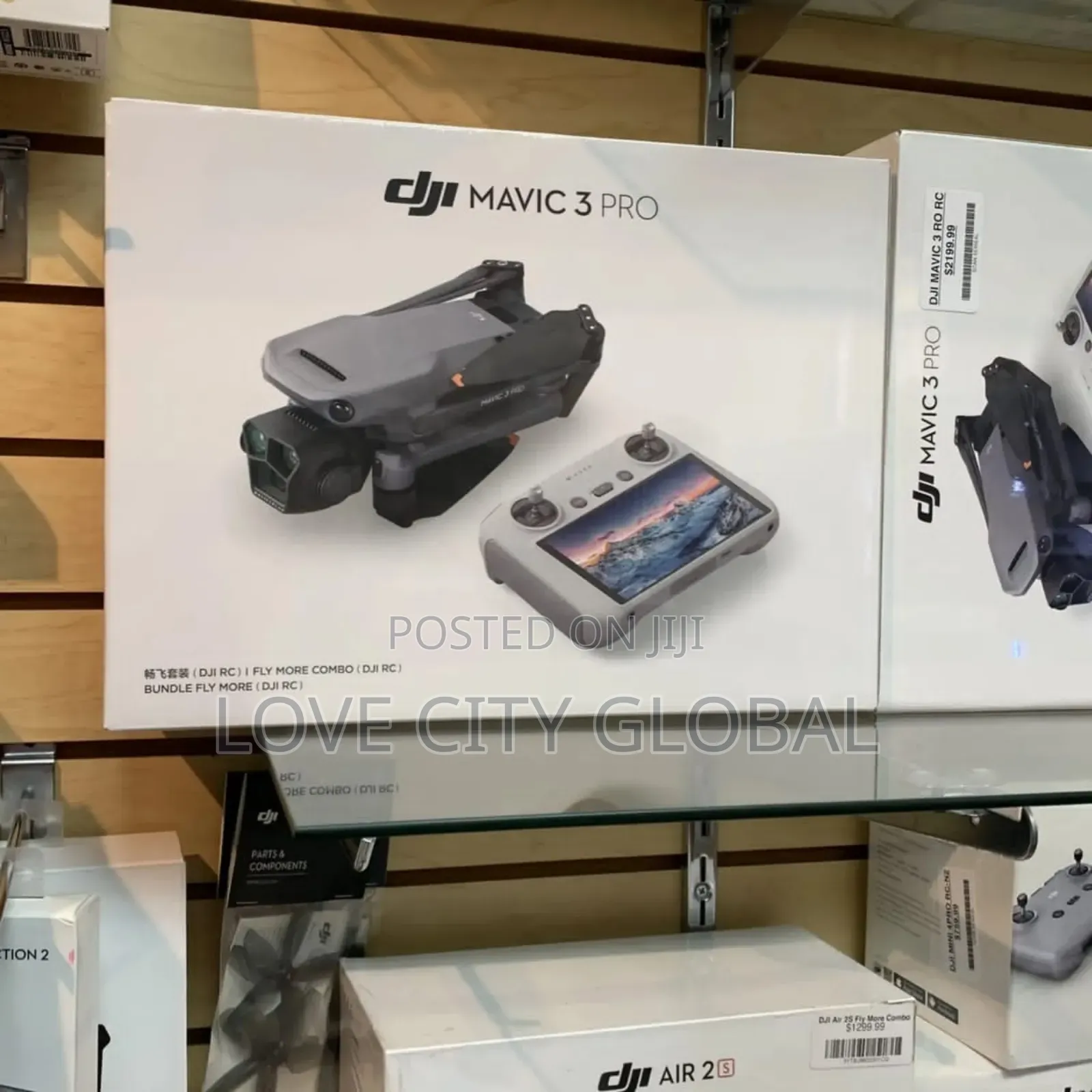 Dji Mavic 3 Pro Professional Drone Fly More Combo Rc Pad, 3 Batteries.