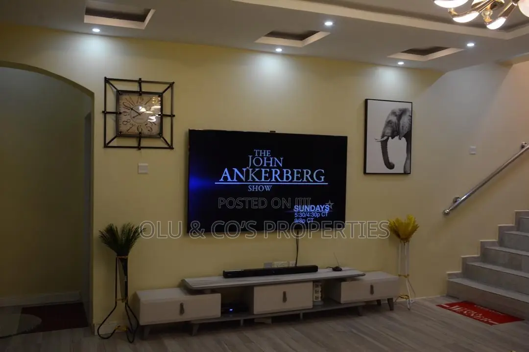 Furnished 5bdrm Duplex in Kings Court Estate, Life Camp for sale