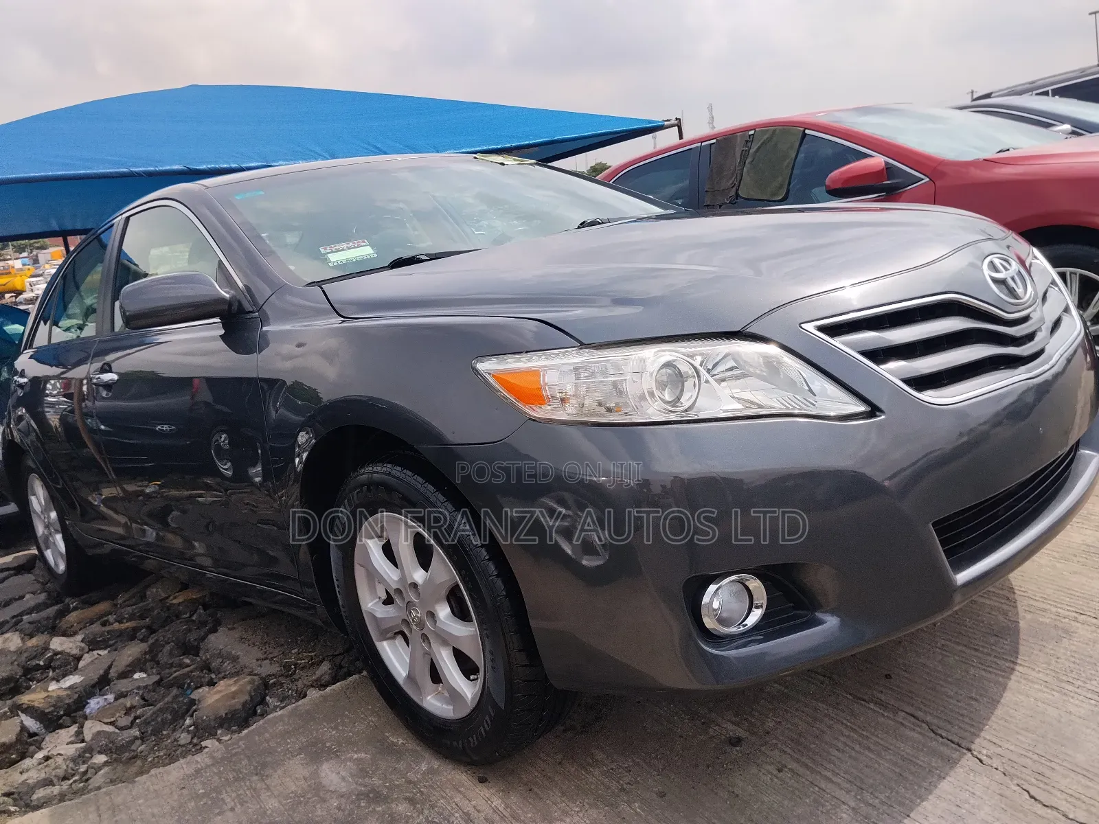Toyota Camry LE 4dr Sedan (2.5L 4cyl 6AM) 2010 Gray