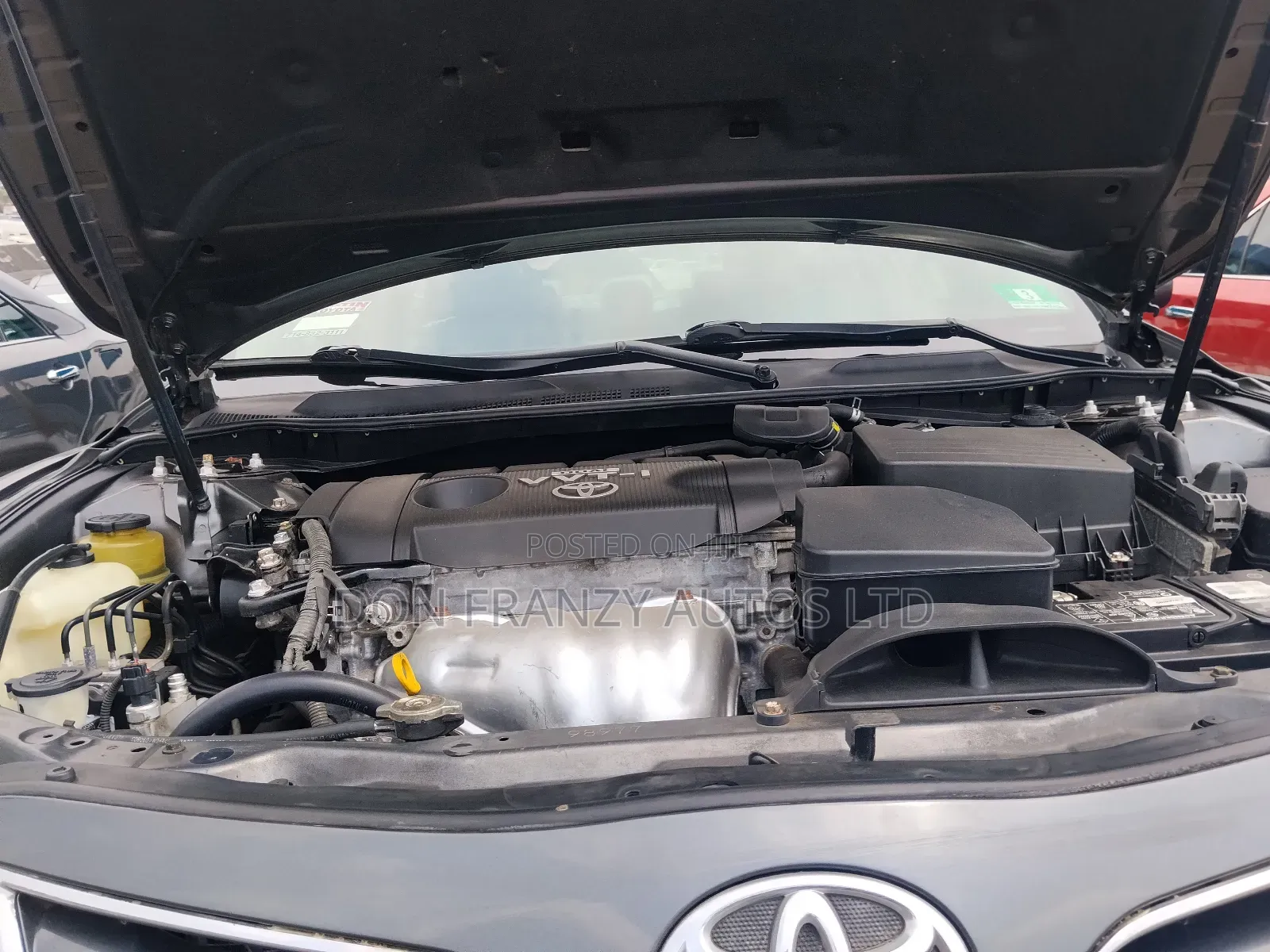 Toyota Camry LE 4dr Sedan (2.5L 4cyl 6AM) 2010 Gray