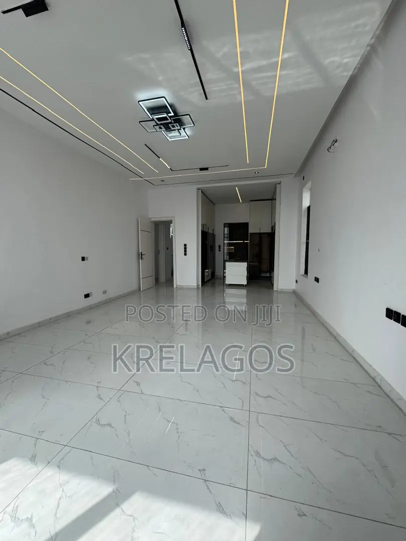 5bdrm Duplex in VGC / Ajah for sale