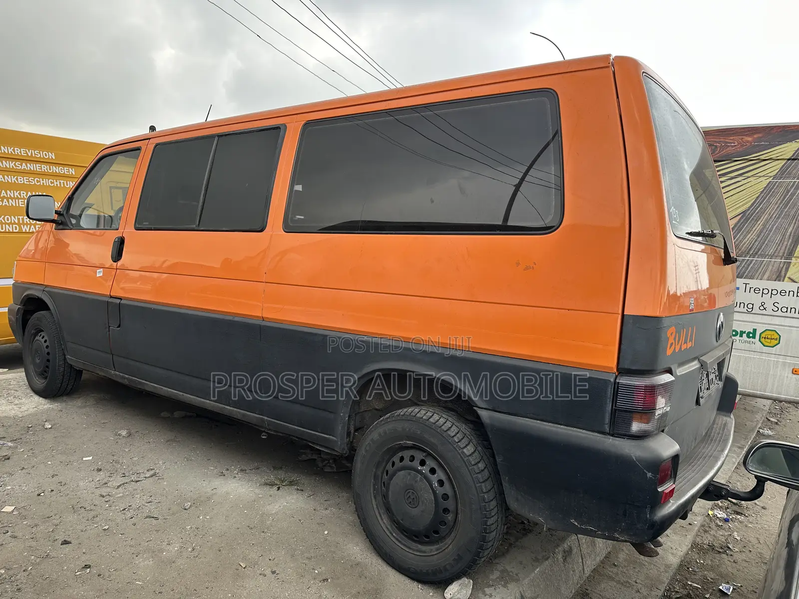 Volkswagen Transporter 2005 Orange