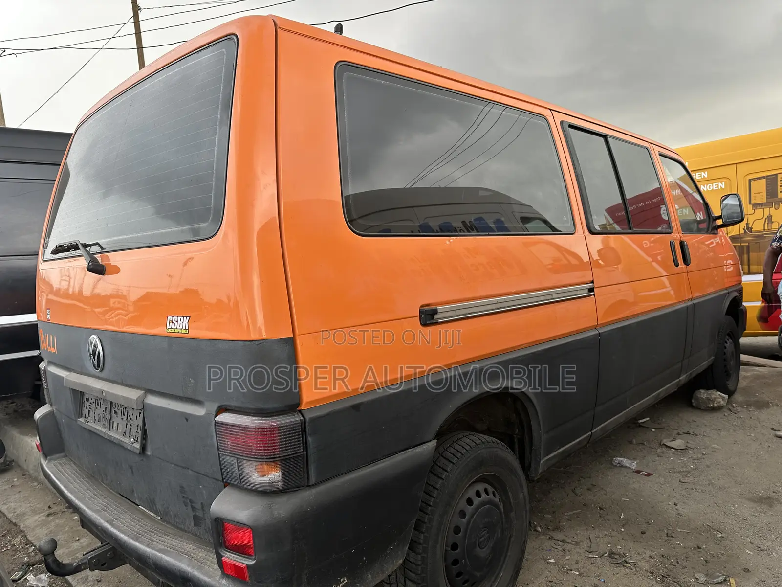 Volkswagen Transporter 2005 Orange