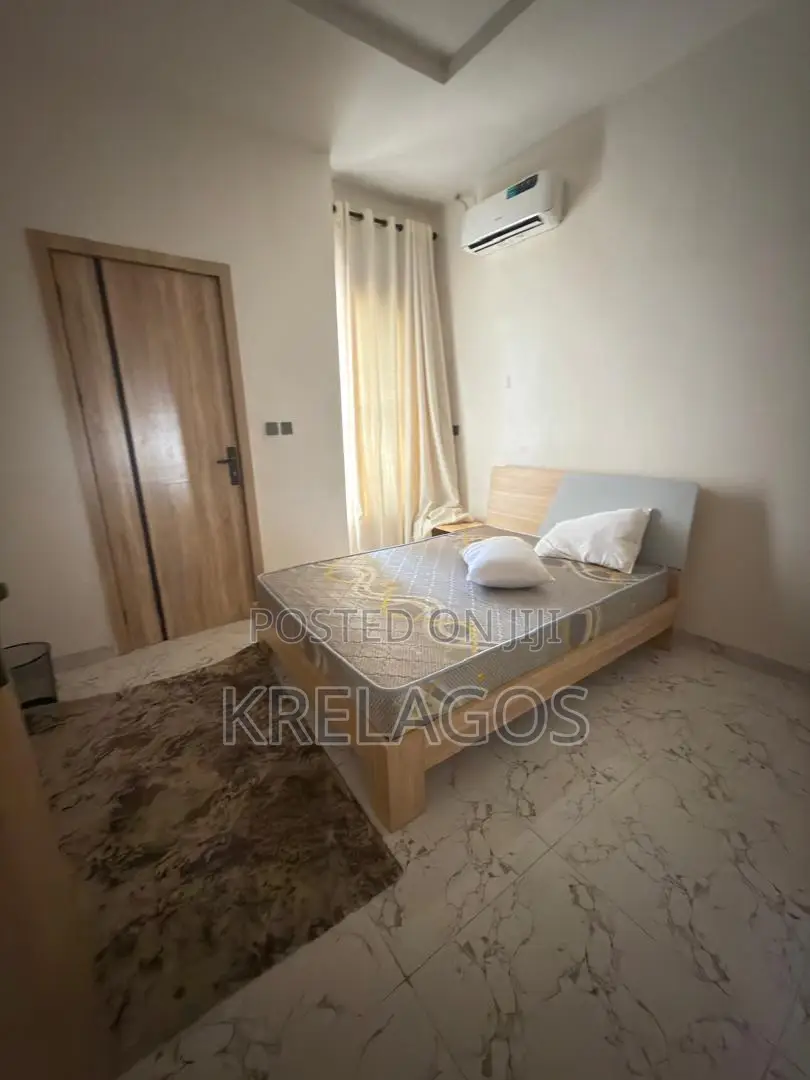 Furnished 4bdrm Duplex in Orchid, Chevron for rent