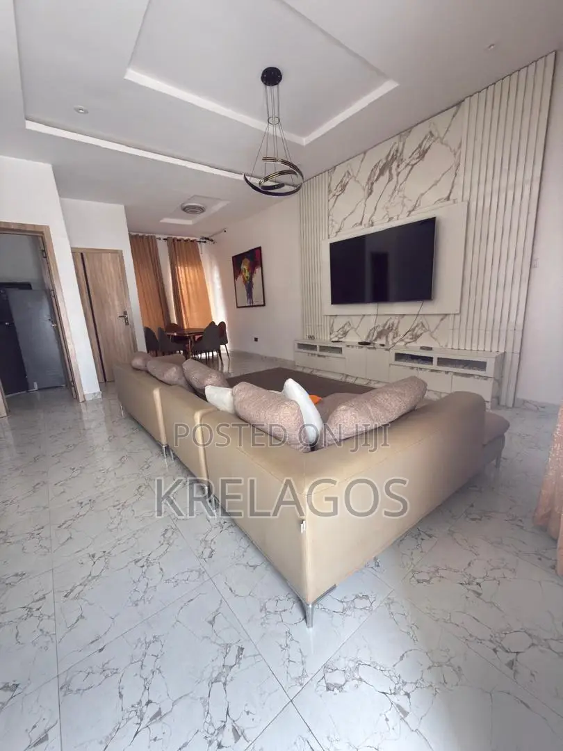 Furnished 4bdrm Duplex in Orchid, Chevron for rent