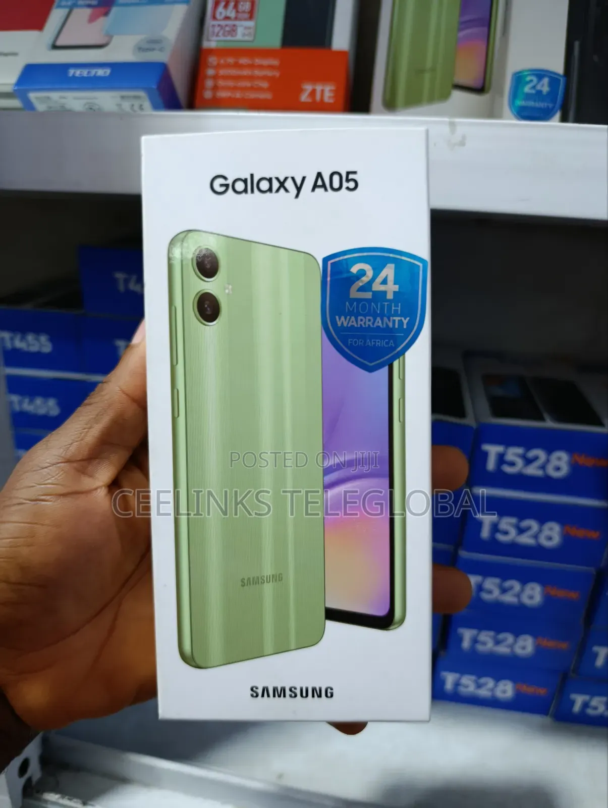 New Samsung Galaxy A05 64 GB Gold