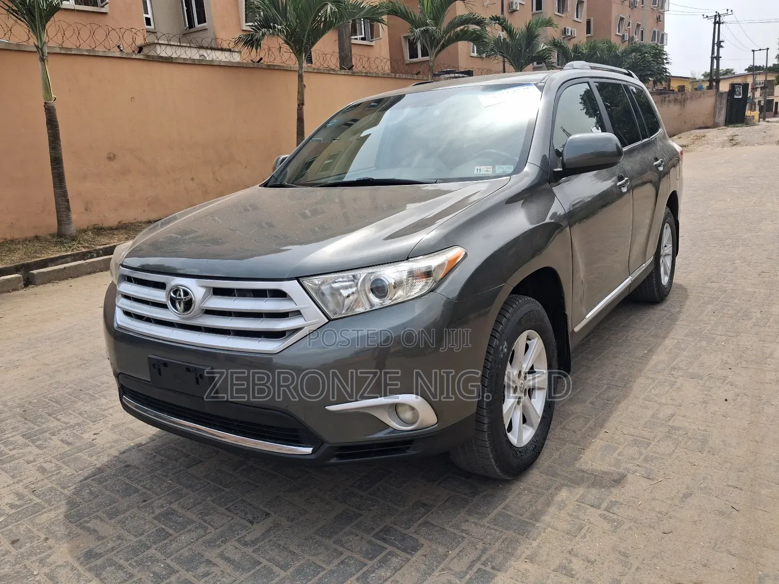 Toyota Highlander Limited 3.5L 2WD 2013 Green