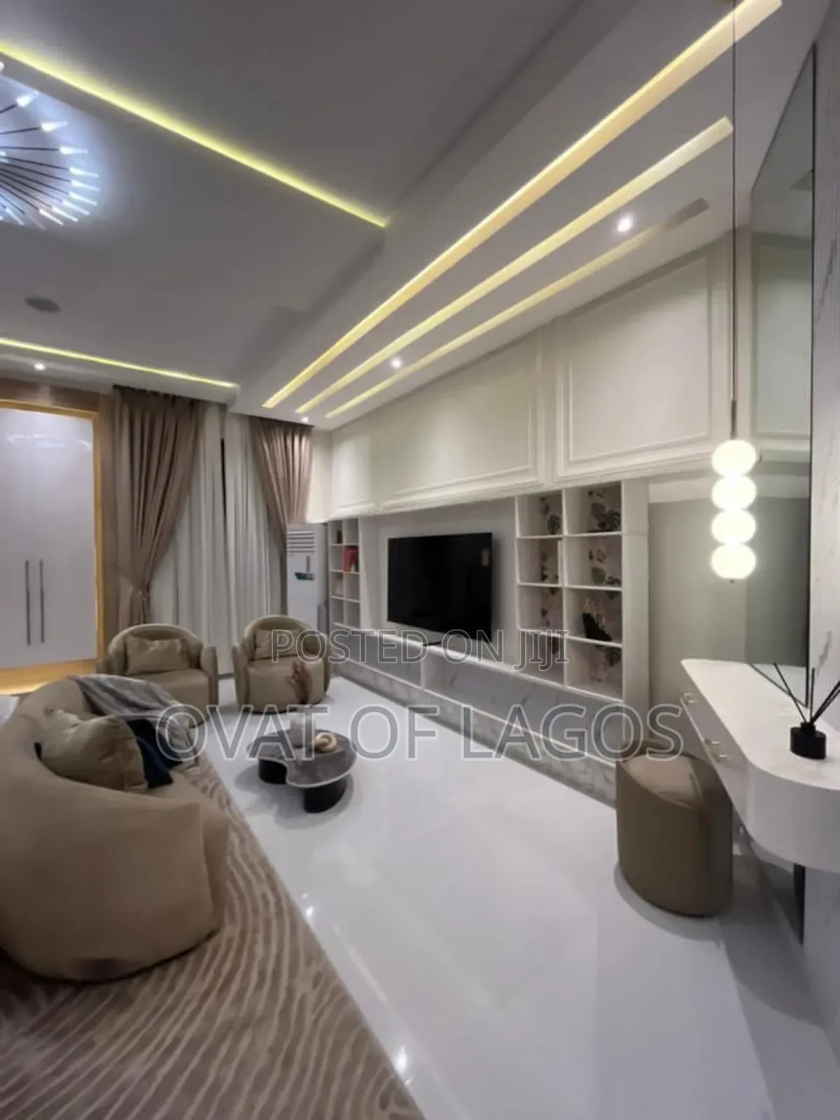 5bdrm Duplex in Megamound Estate, for rent