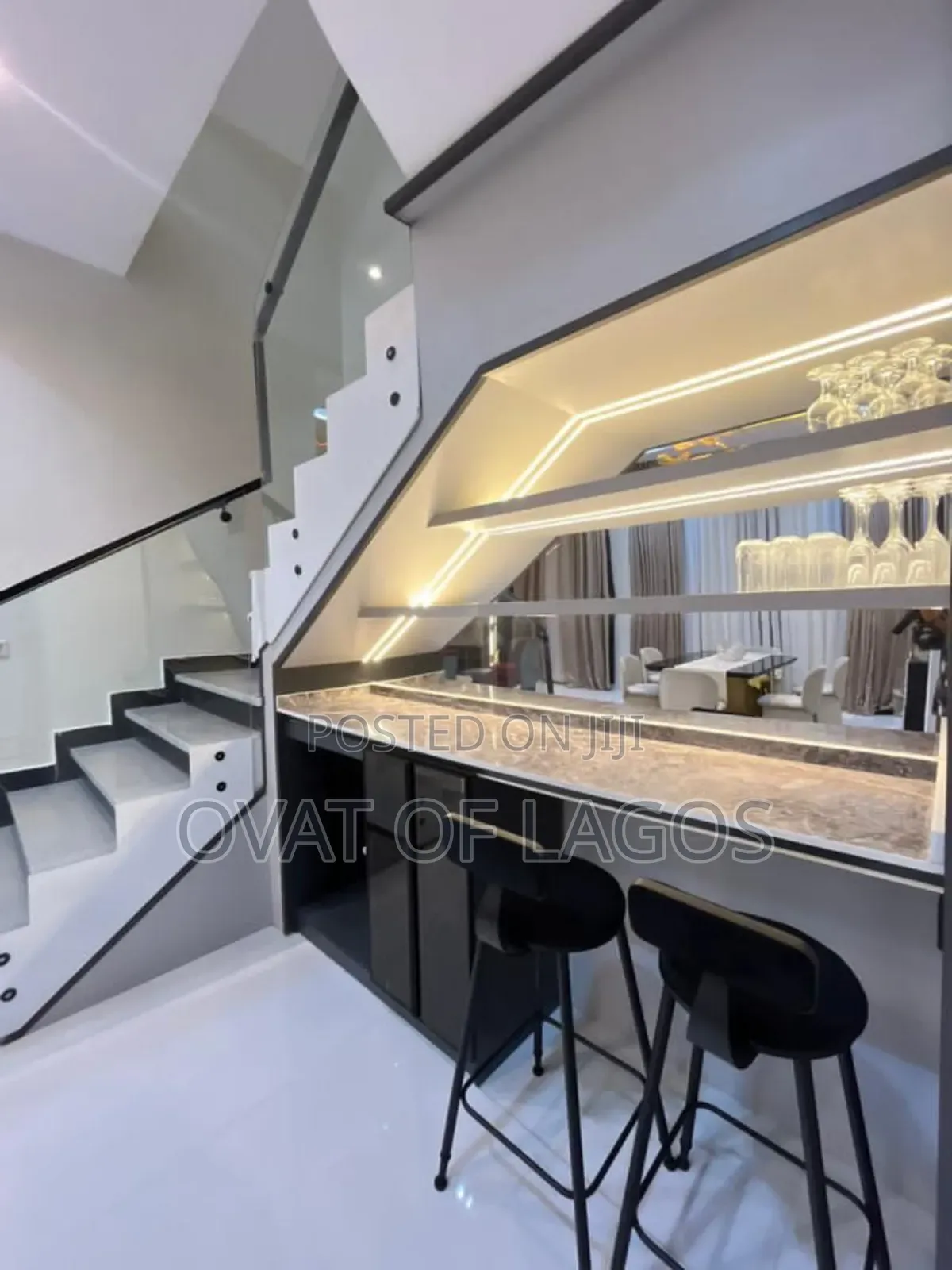 5bdrm Duplex in Megamound Estate, for rent