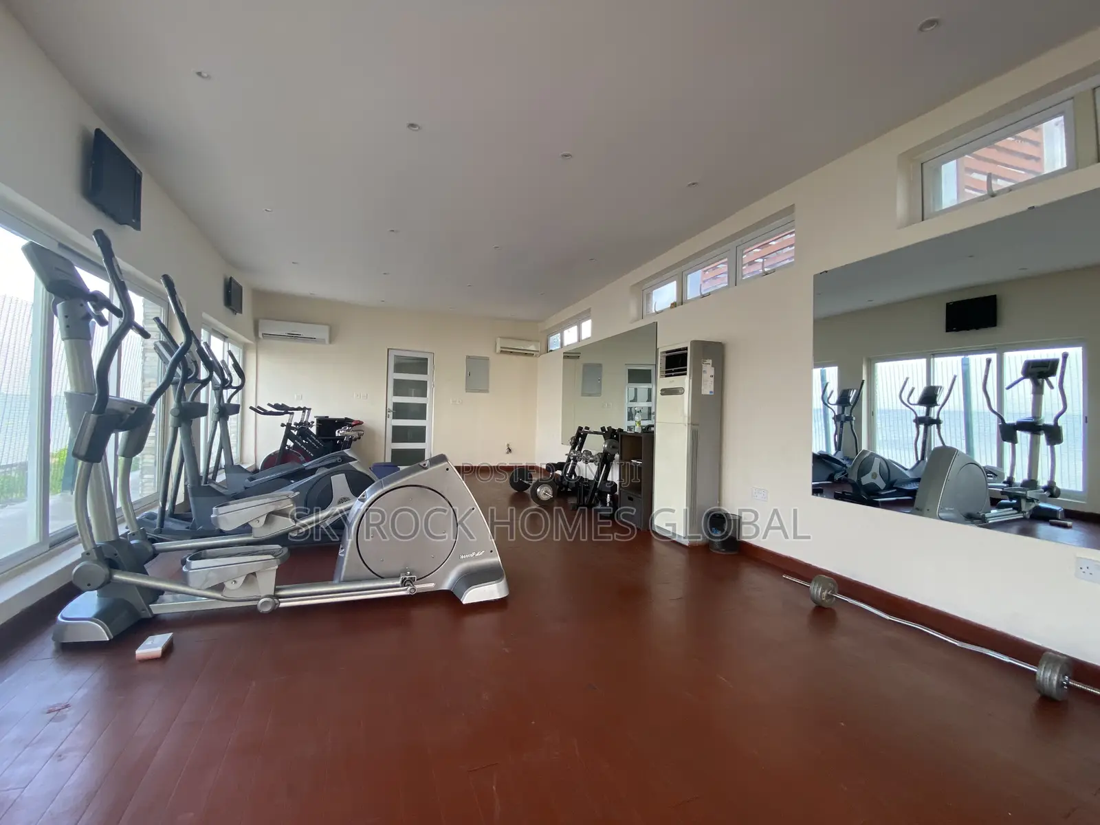 3bdrm Apartment in Banana Island for sale