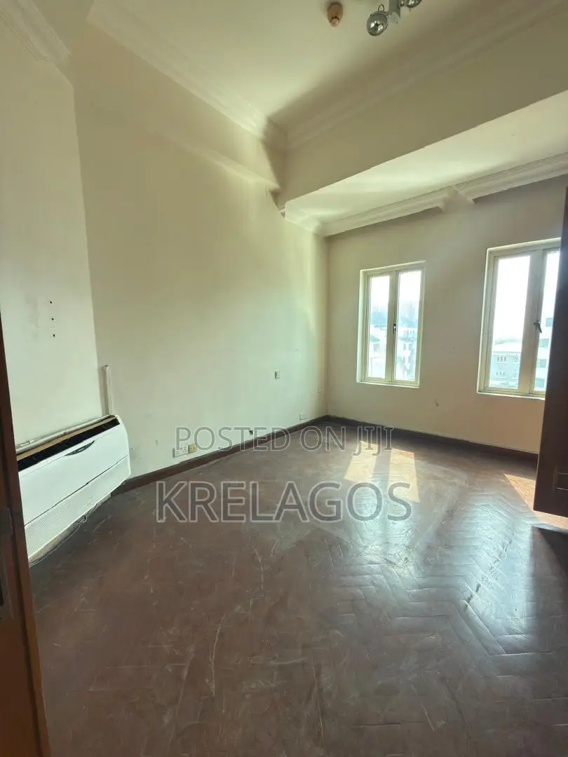 2bdrm Apartment in Victoria Island Extension for rent