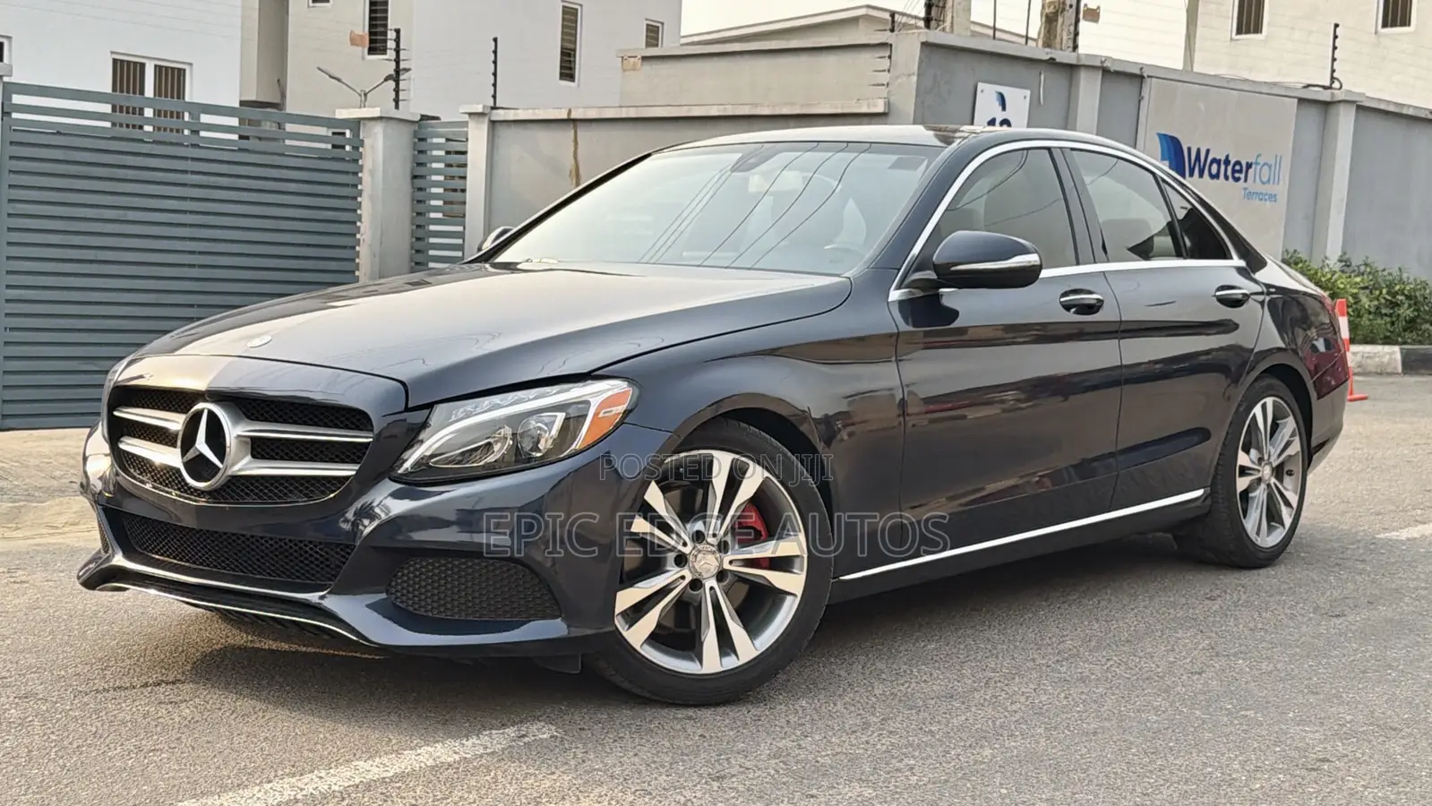 Mercedes-Benz C300 Luxury 4dr AWD 4Matic Sedan (2.0L 4cyl 7A) 2015 Blue