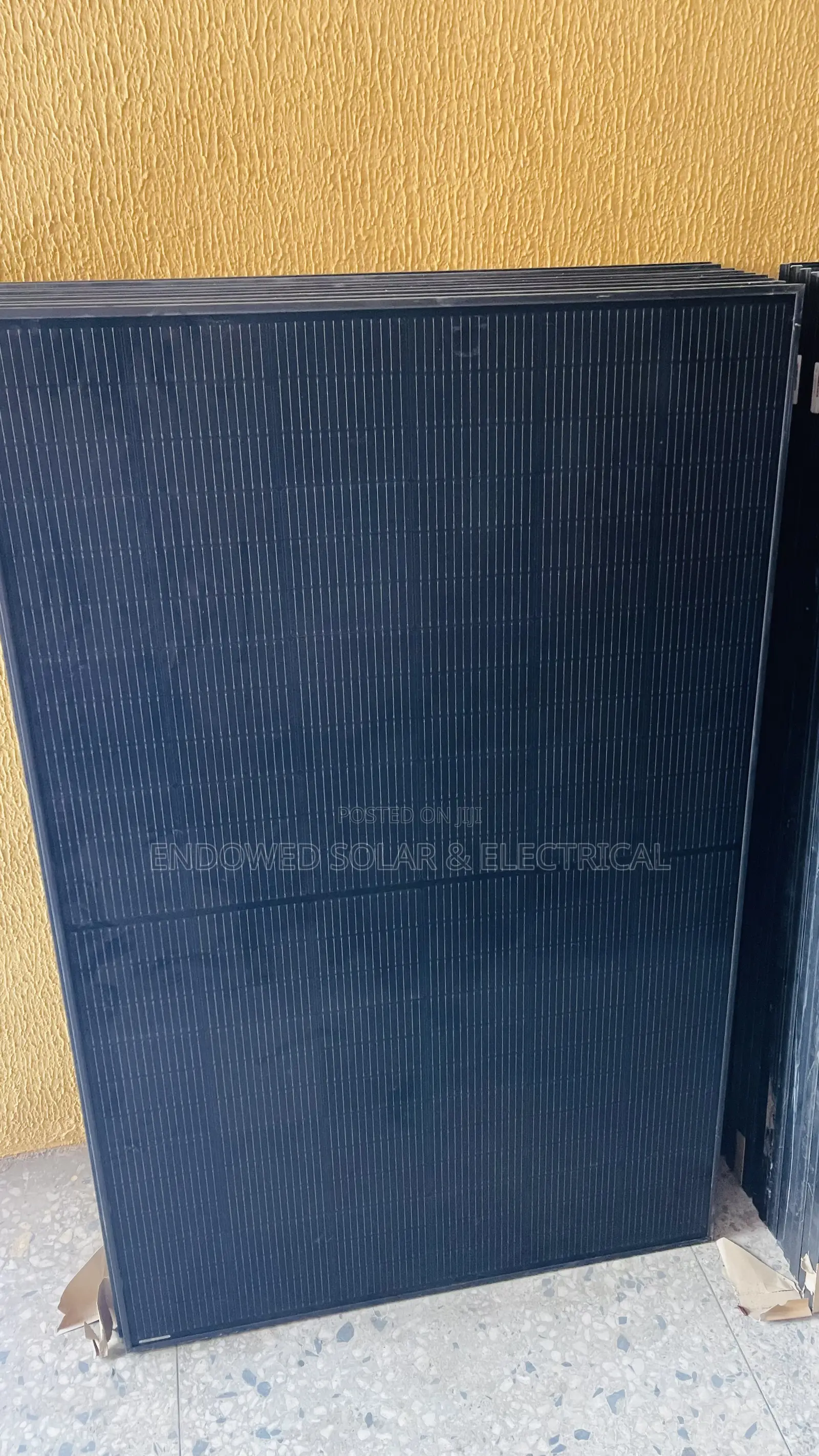 630w Trina Mono Crystalline Solar Panels All Black