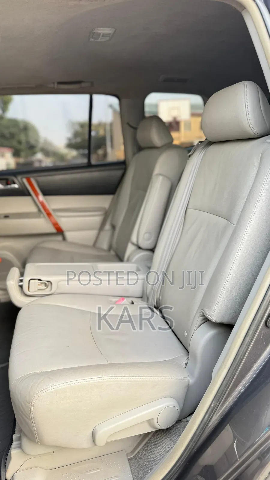 Toyota Highlander 2010 Gray