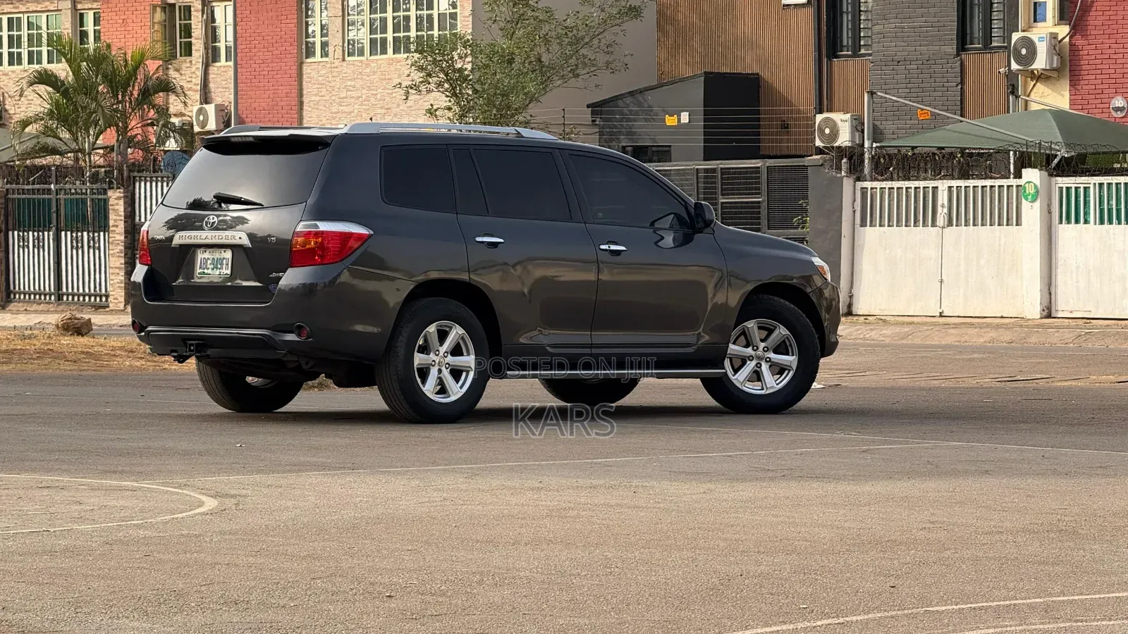 Toyota Highlander 2010 Gray