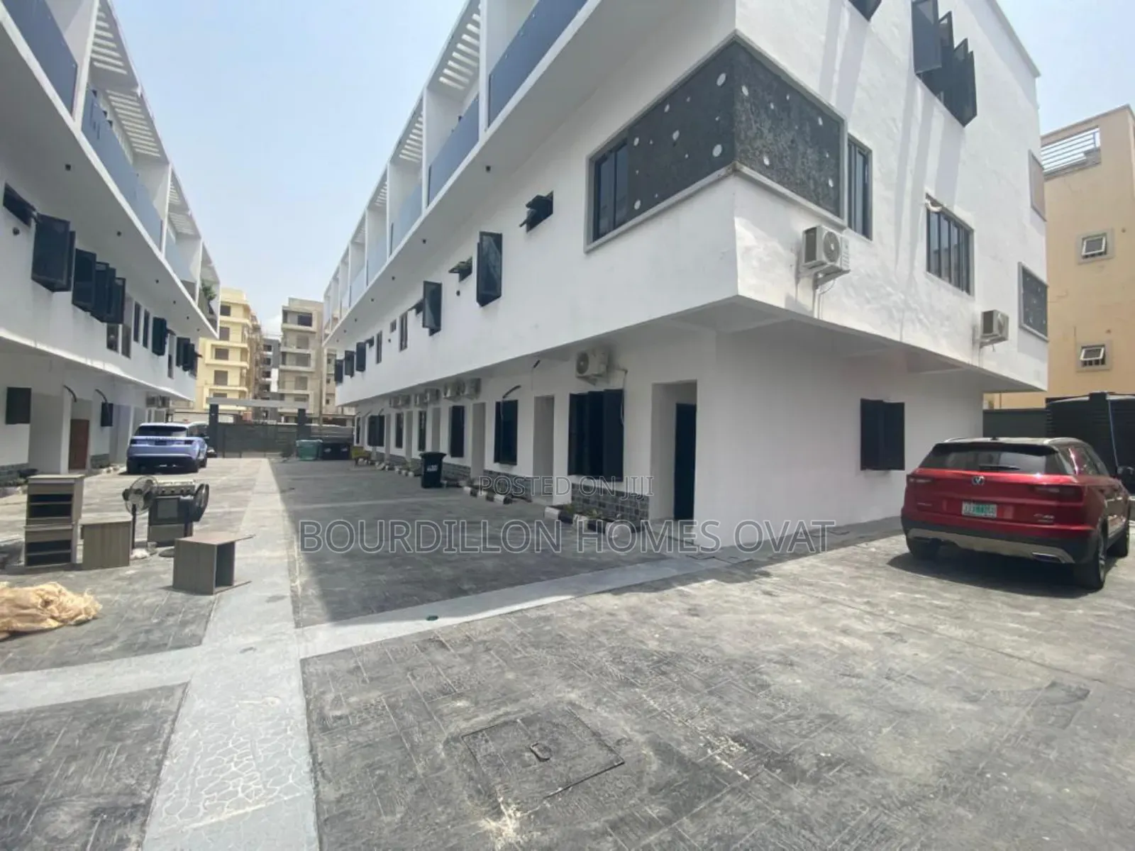 2bdrm Duplex in Lekki Phase 1 for sale