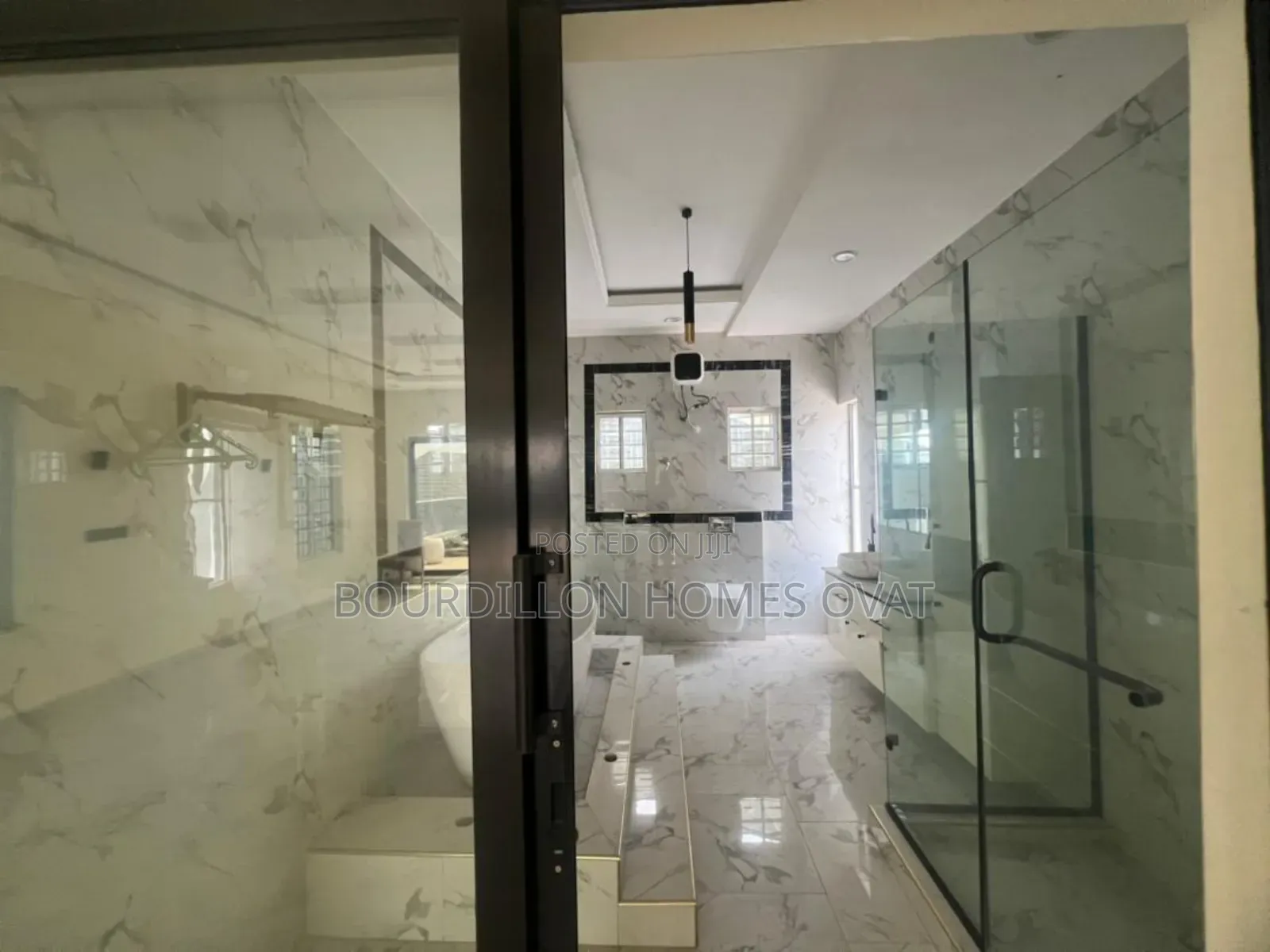 5bdrm Duplex in Ikota Villa Estate for rent