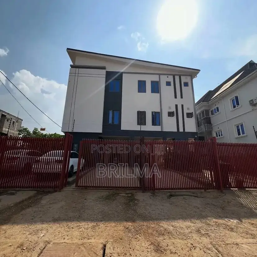 3bdrm Apartment in Katampe (Main) for sale