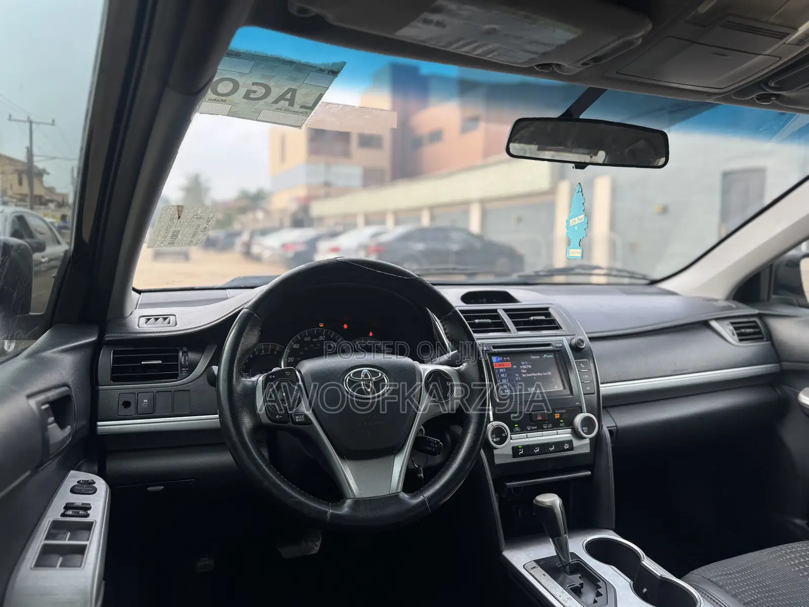 Toyota Camry SE 4dr Sedan (2.5L 4cyl 6A) 2013 Black