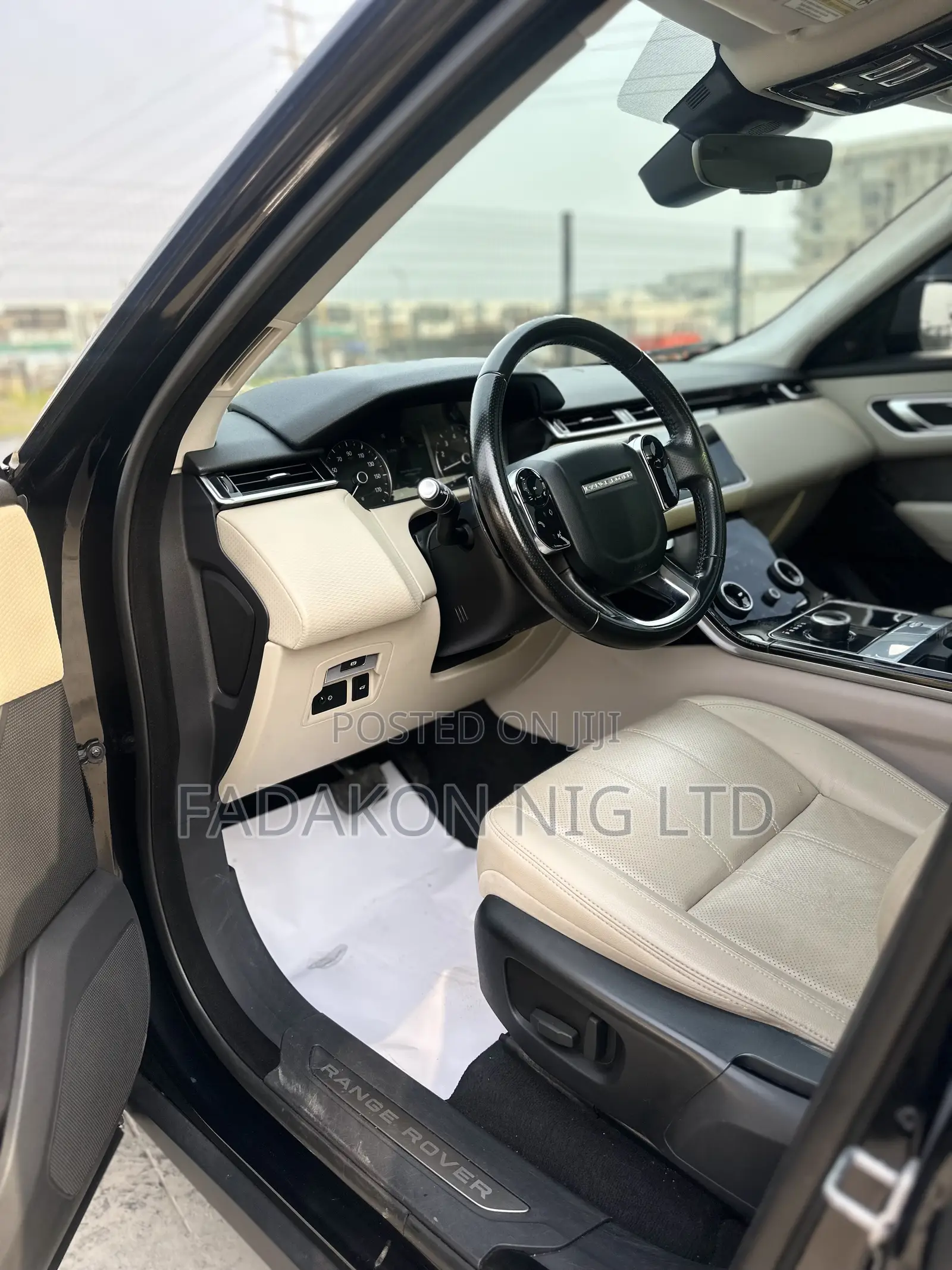 Land Rover Range Rover Velar 2018 Black