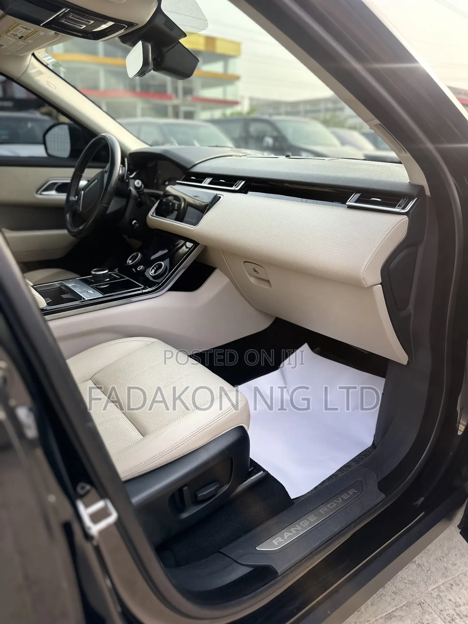 Land Rover Range Rover Velar 2018 Black