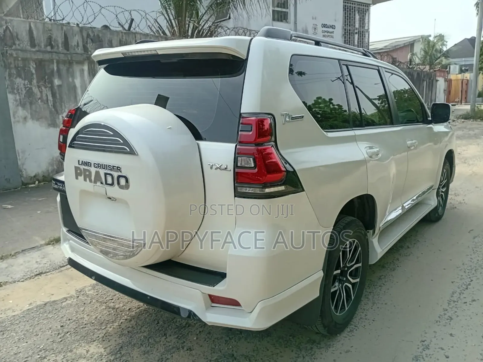 Toyota Land Cruiser Prado 2013 White