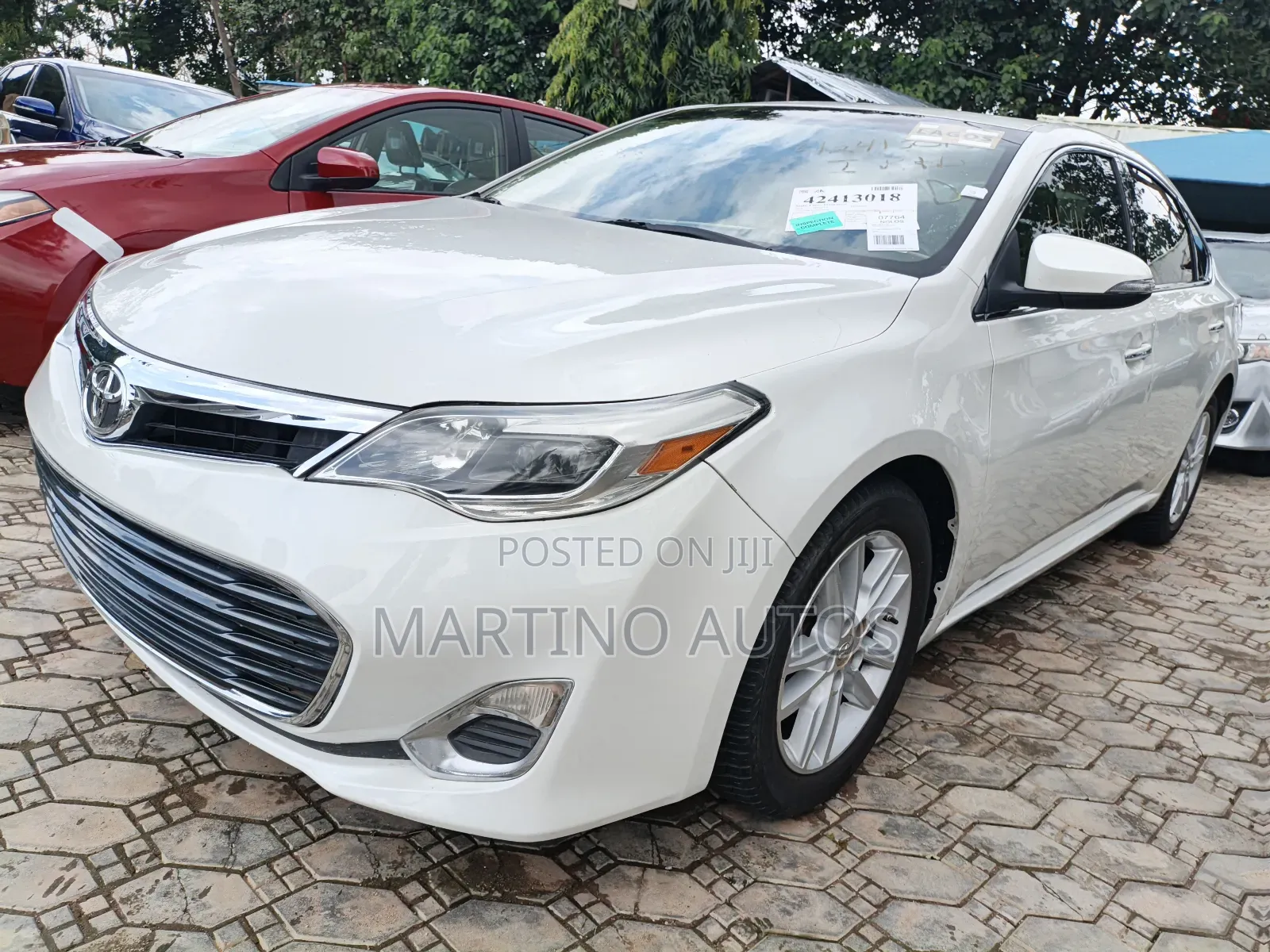Toyota Avalon 2013 White