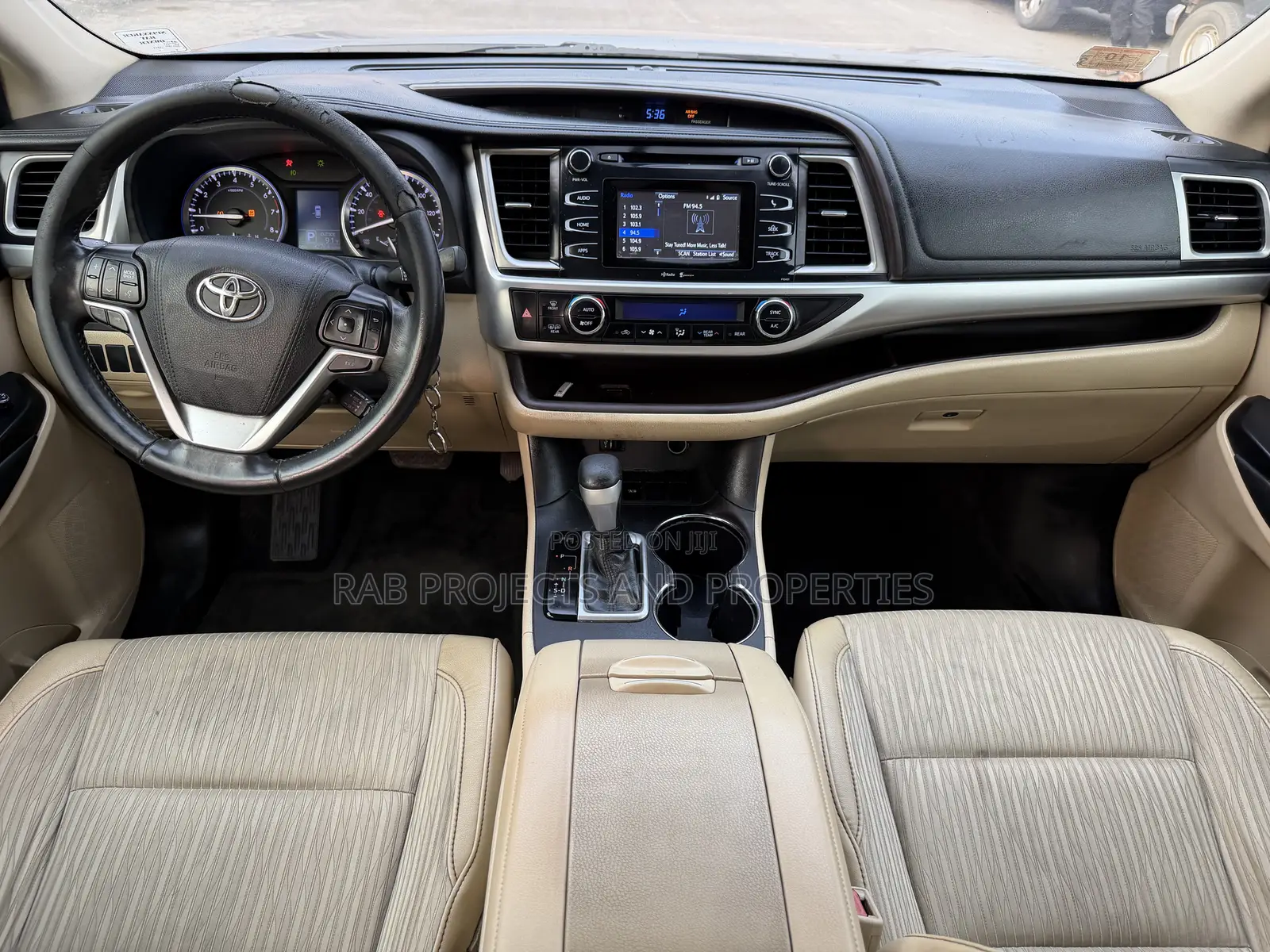 Toyota Highlander LE V6 4x4 (3.5L 6cyl 6A) 2016 Blue