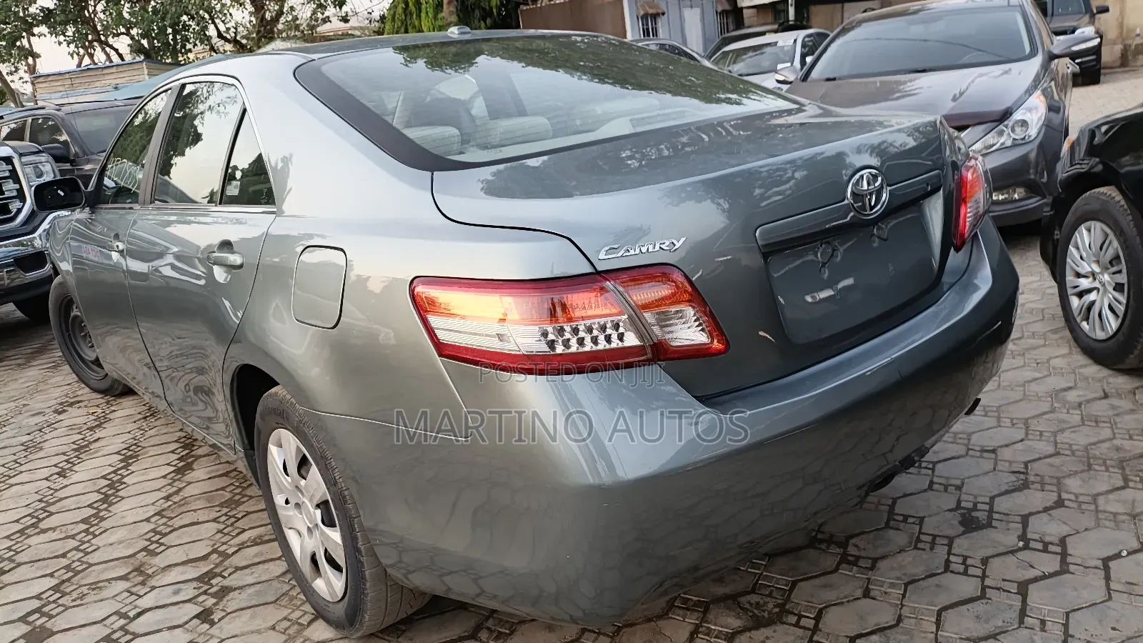 Toyota Camry 2010 Green