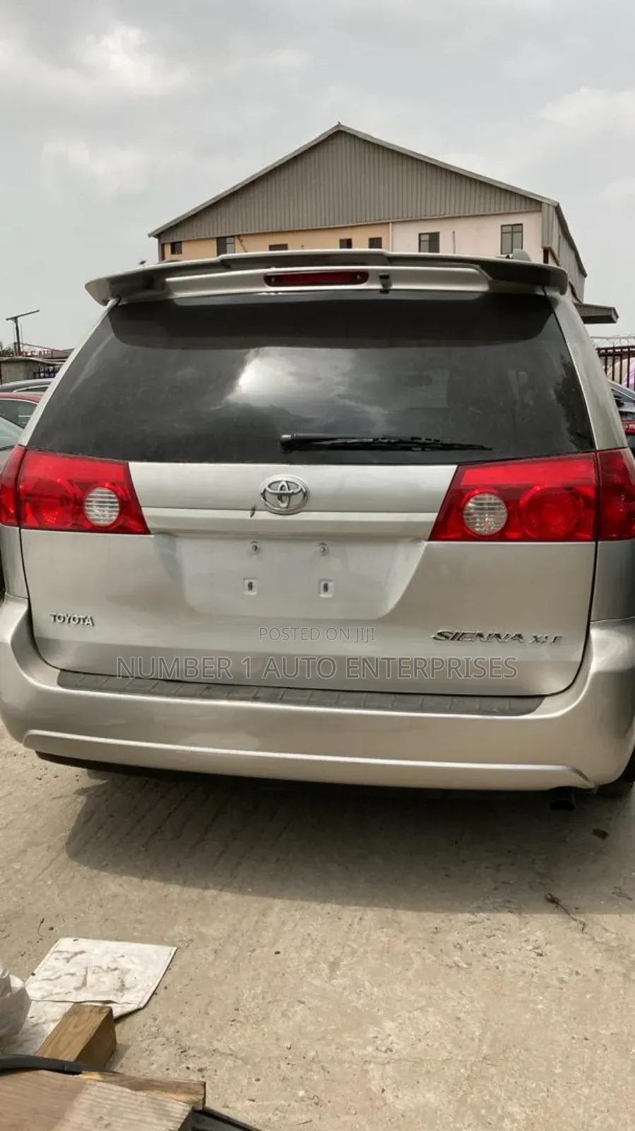 Toyota Sienna 2006 Silver