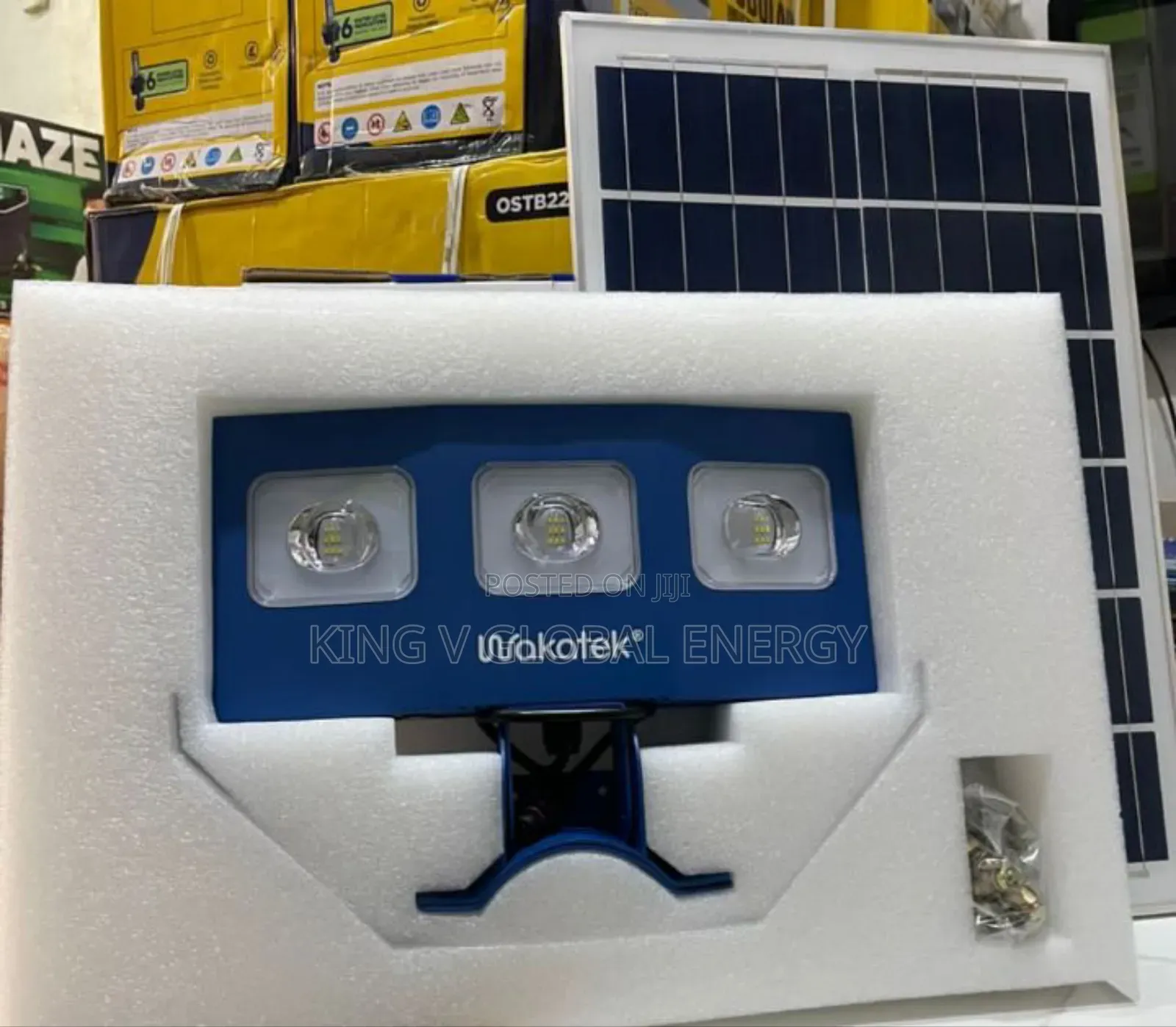 Wakatek 300watts 3 Eye Divided Solar Flood Light