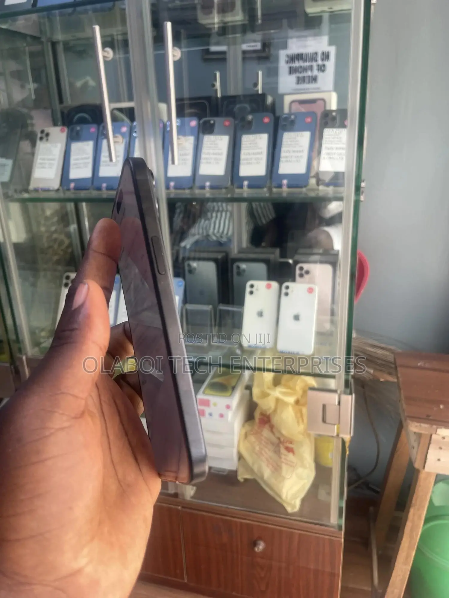 Apple iPhone 15 128 GB Black