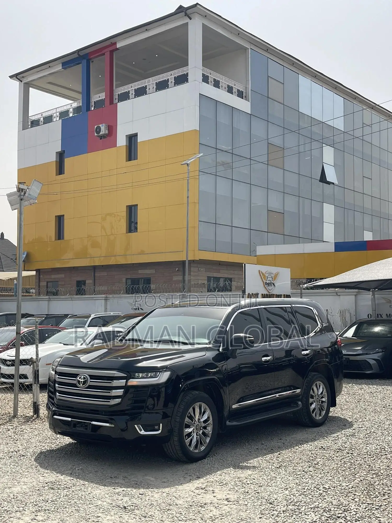 Toyota Land Cruiser 4.6 V8 VX-R 2014 Black