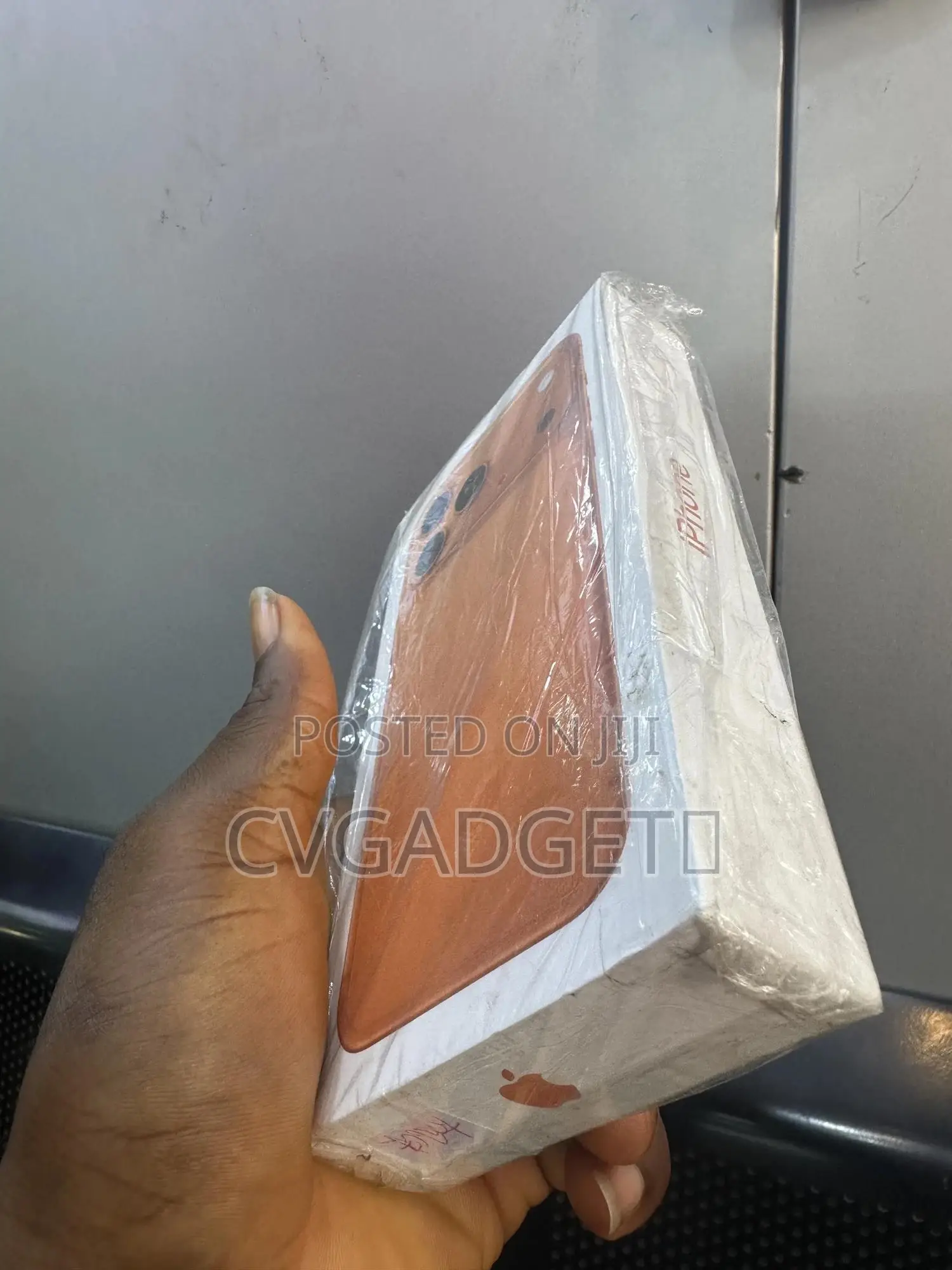 New Apple iPhone 17 Pro Max 256 GB Orange