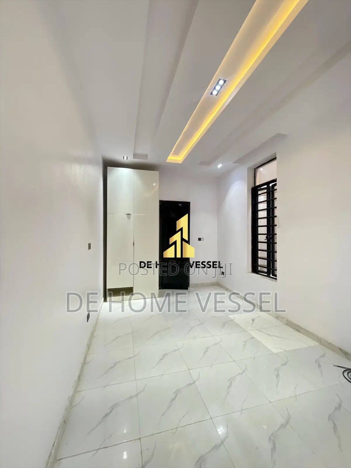 5bdrm Duplex in Lekki for sale