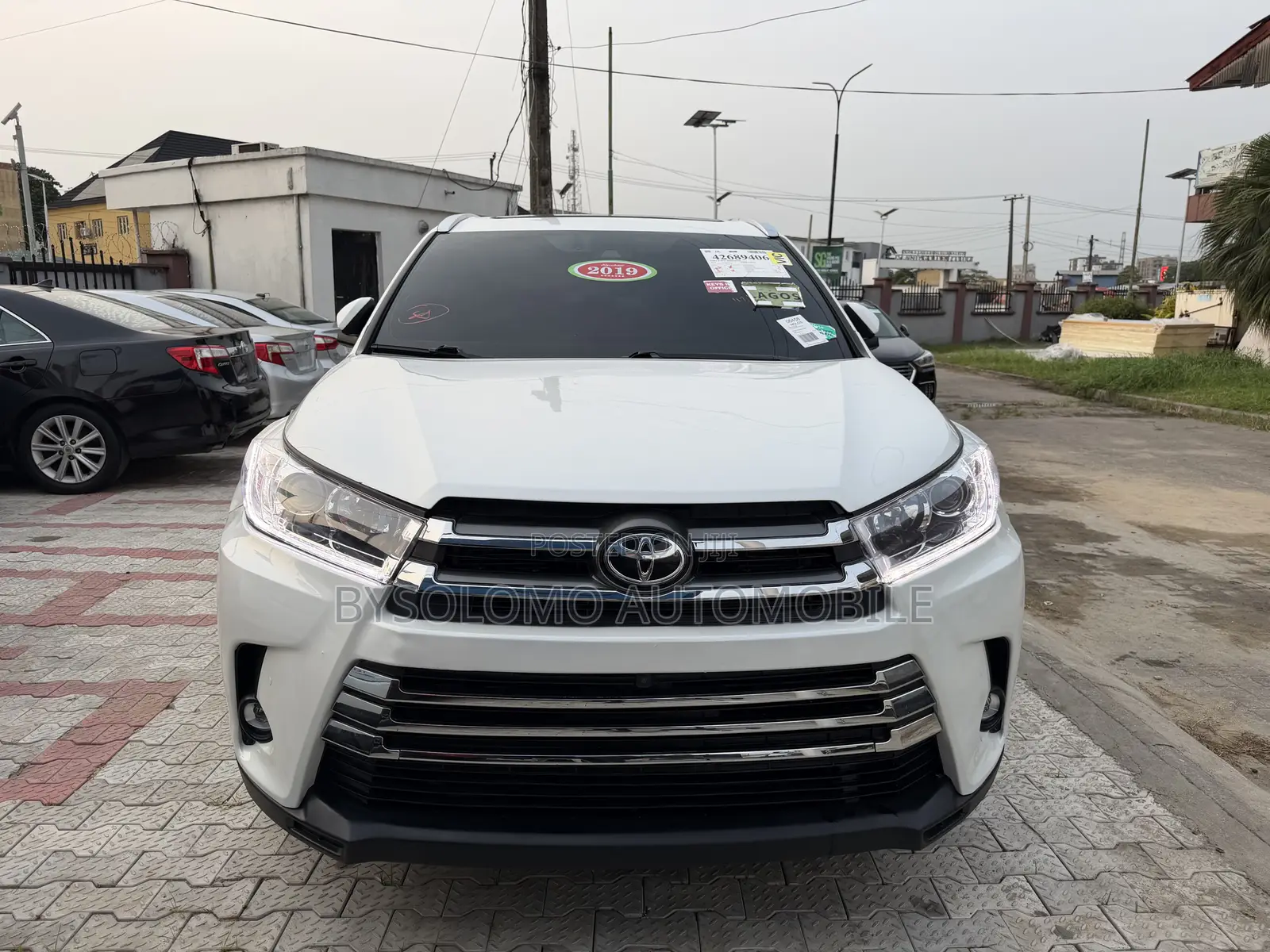 Toyota Highlander Limited 2019 White