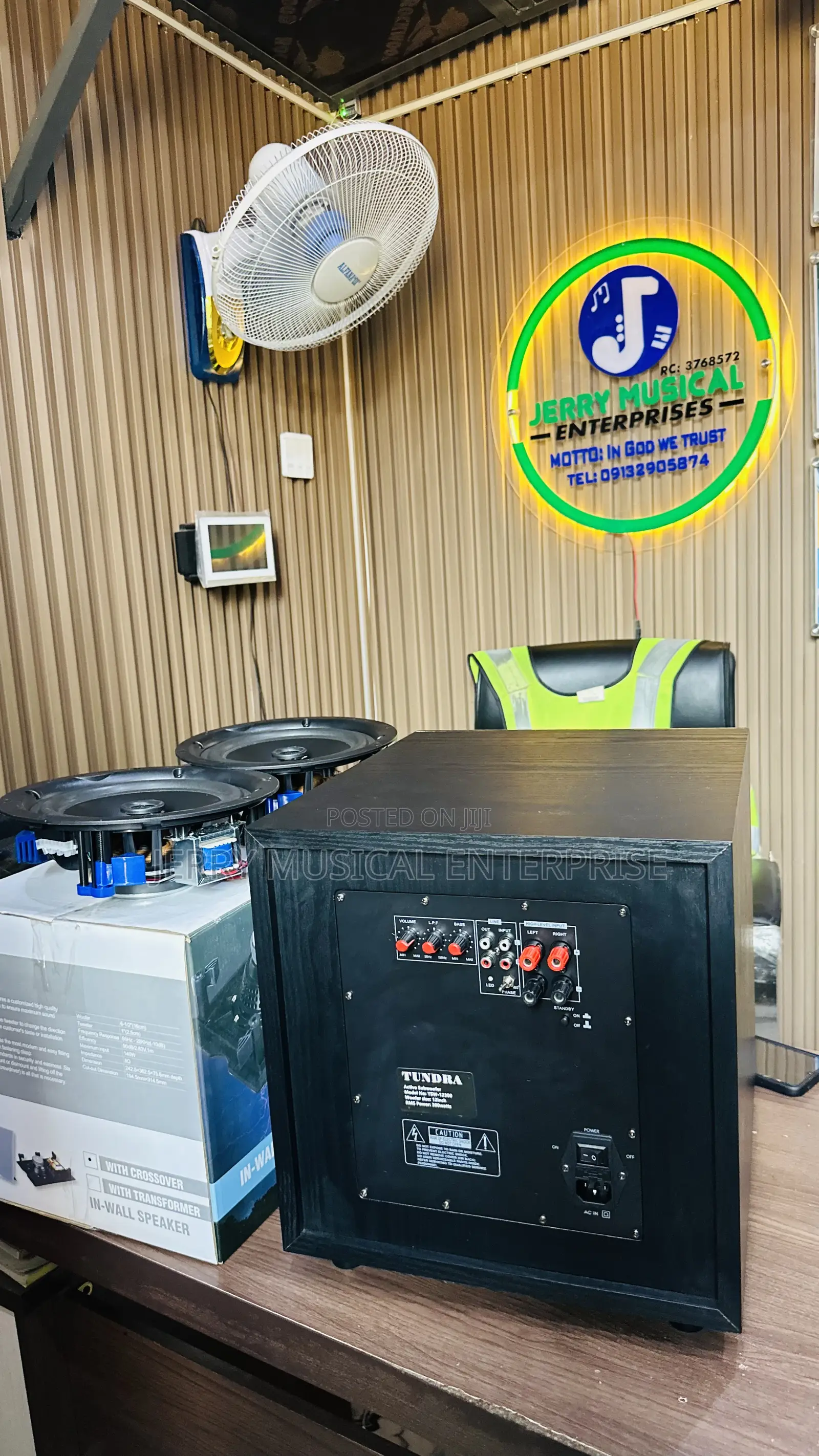 12inches Active Subfloor Woofer For Home Or Cinema