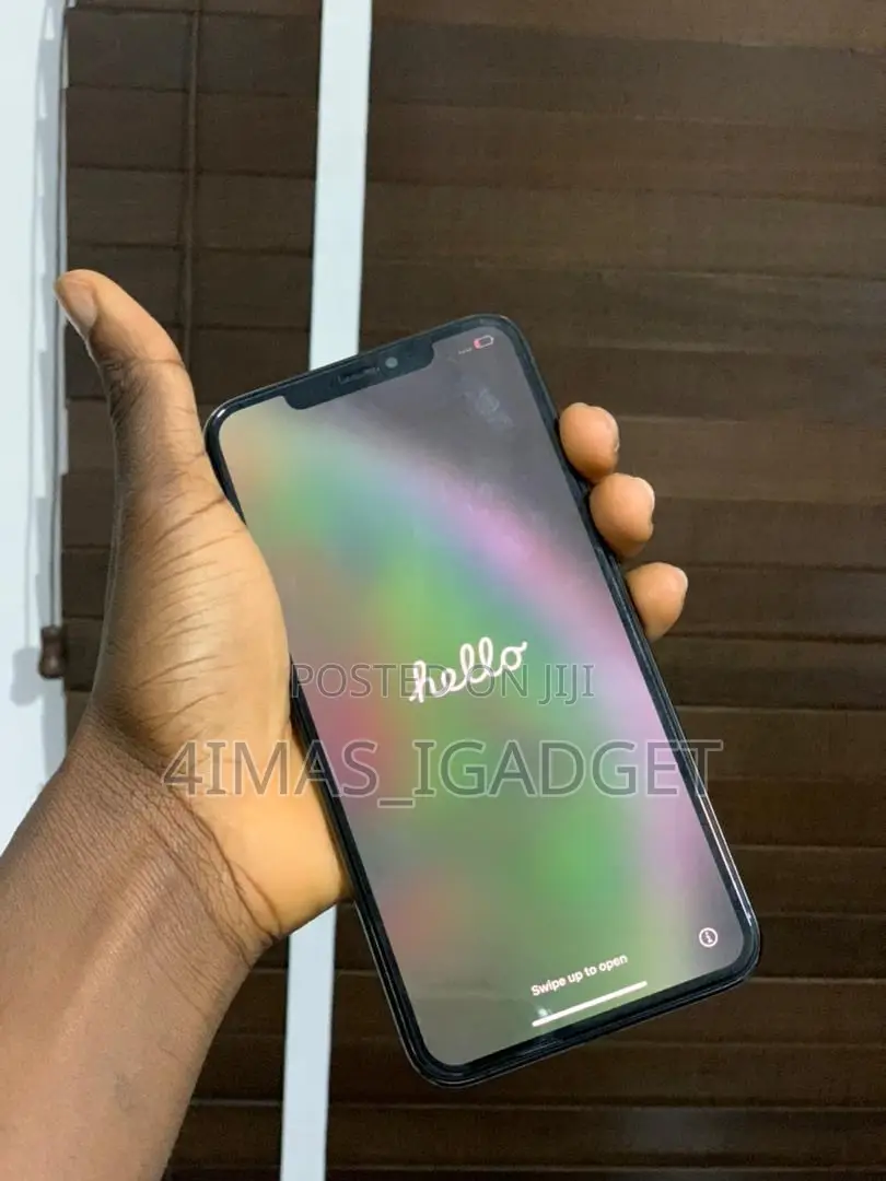 Apple iPhone XS Max 64 GB Black