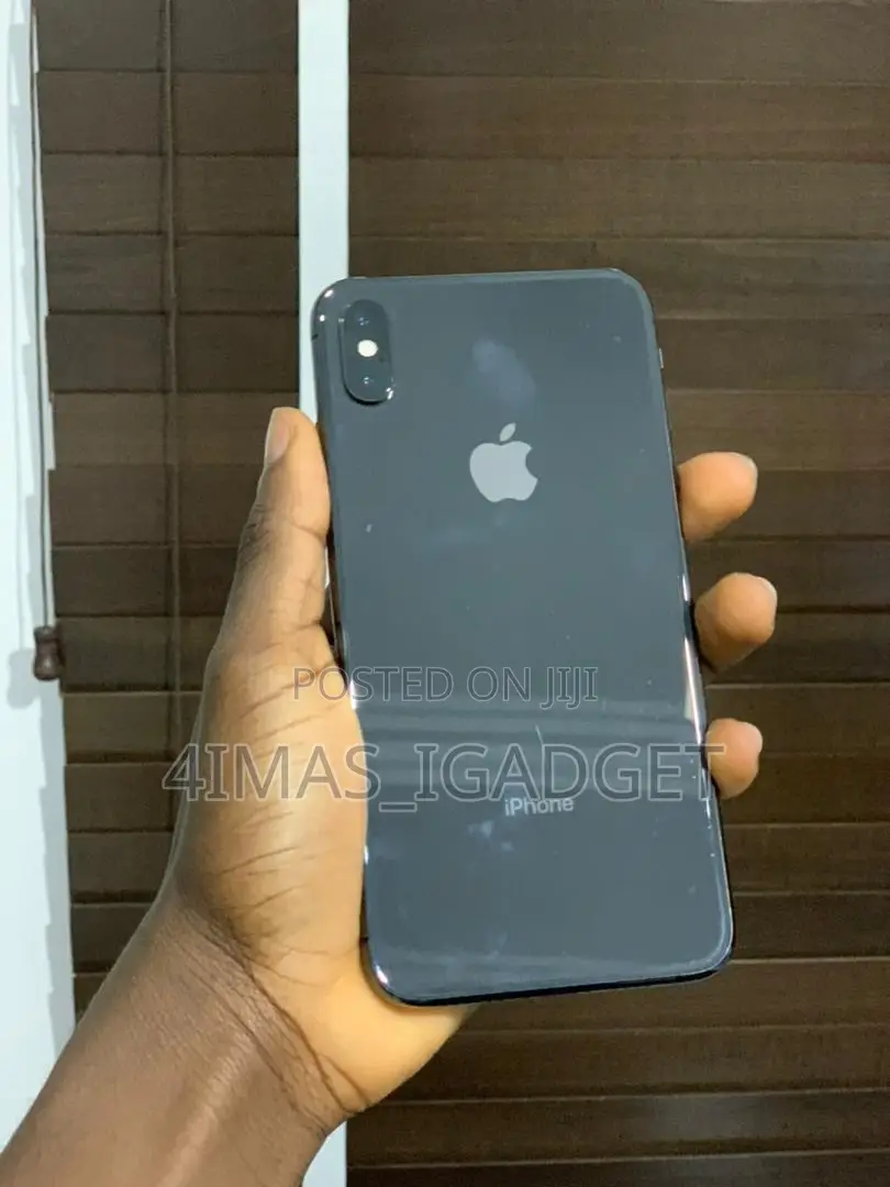 Apple iPhone XS Max 64 GB Black