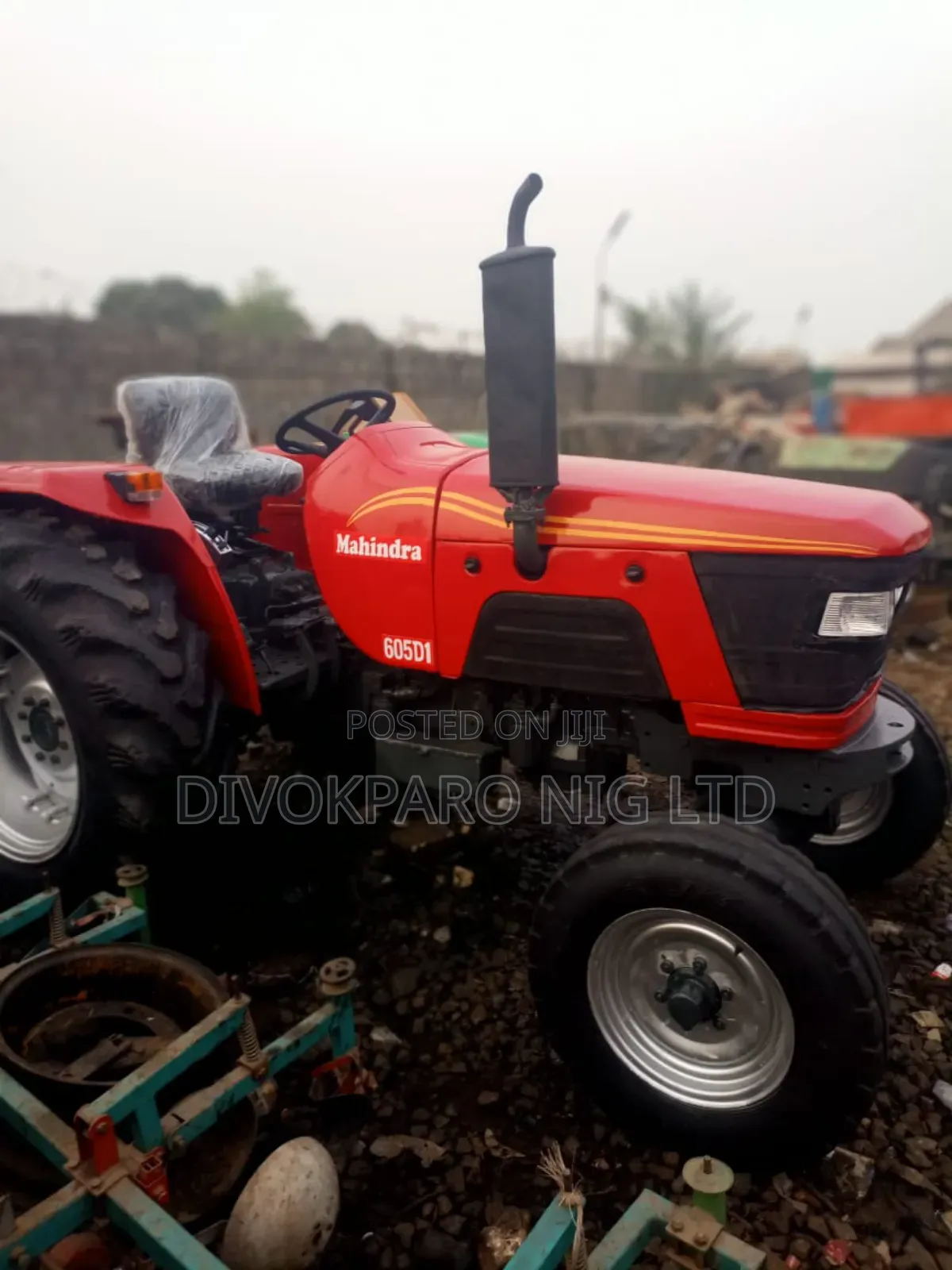Mahindra 605di Tractor for Sale