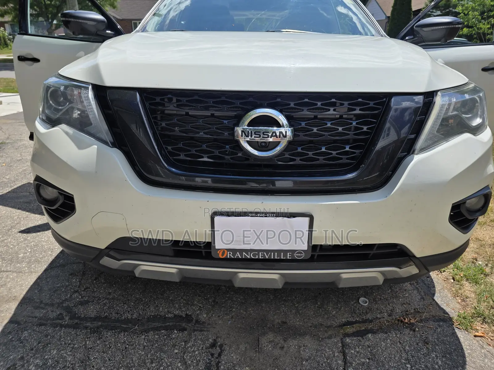 Nissan Pathfinder Platinum 2019 White