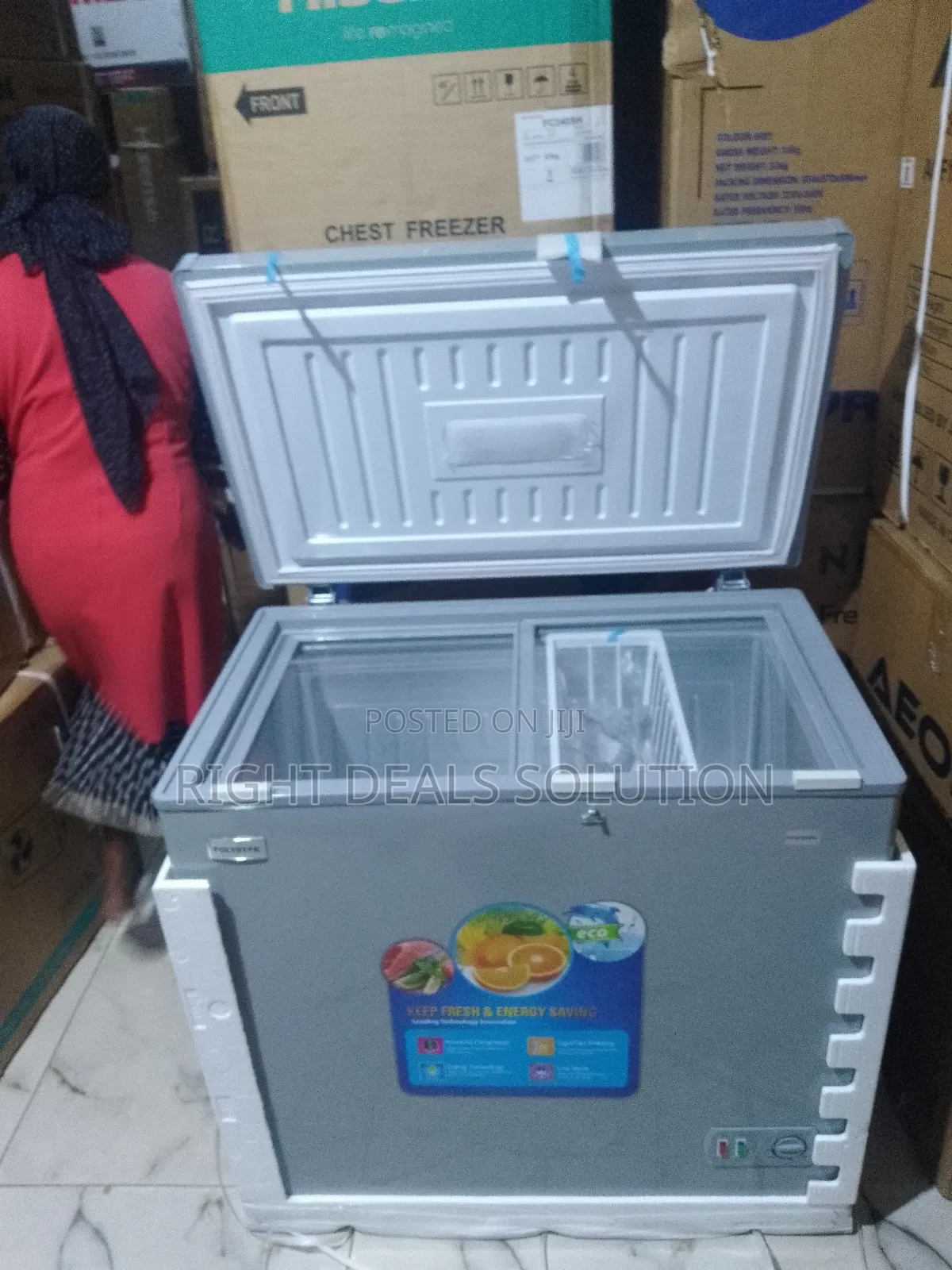 Stay Frozen: Polystar 200l Chest Freezer for Every Kitchen