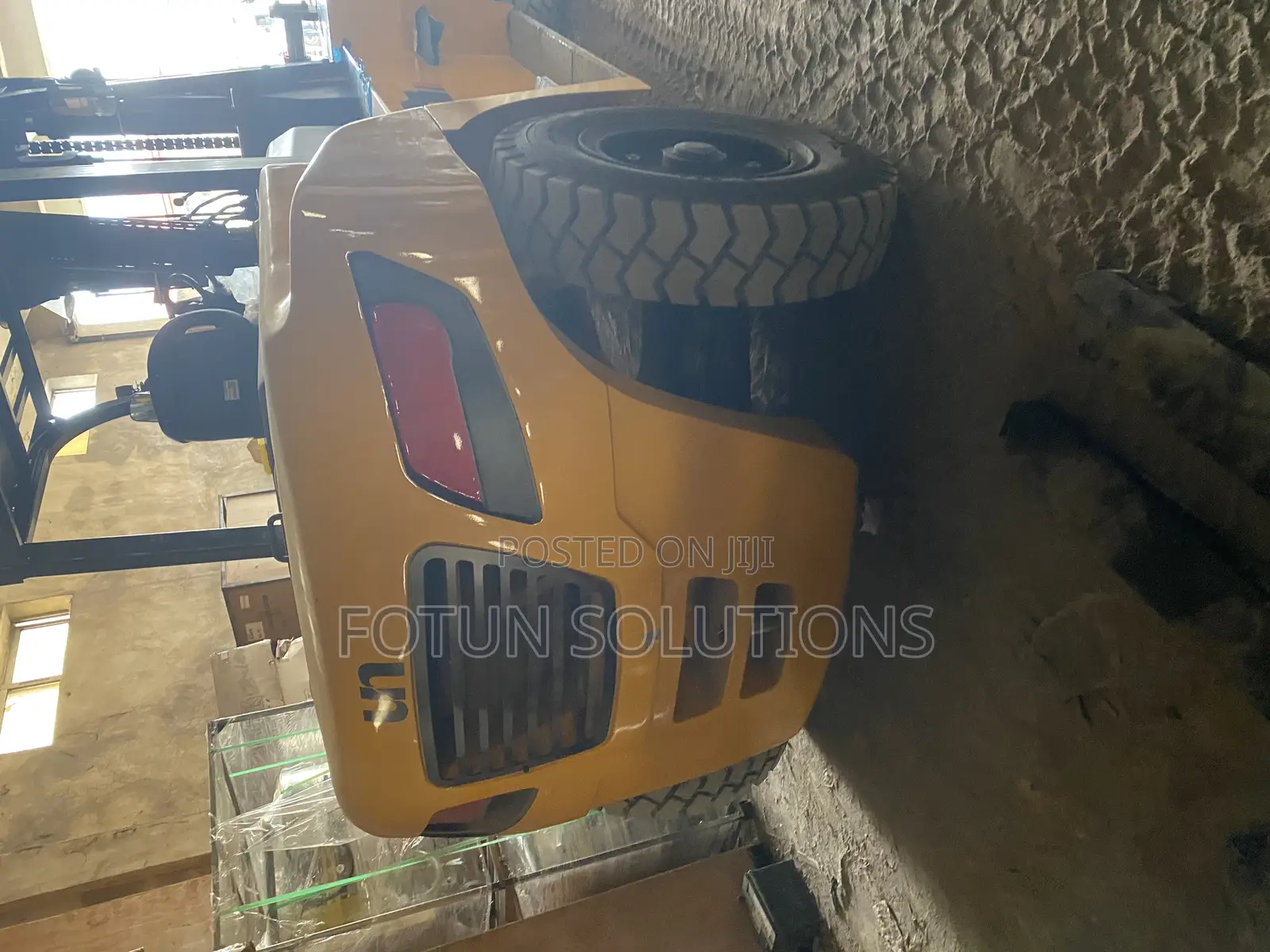 Mobile Forklifts 10tons
