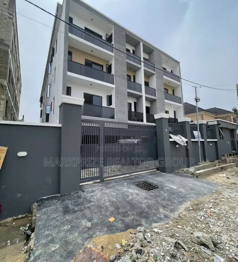2bdrm Apartment in Ologolo Lekki Lagos for sale