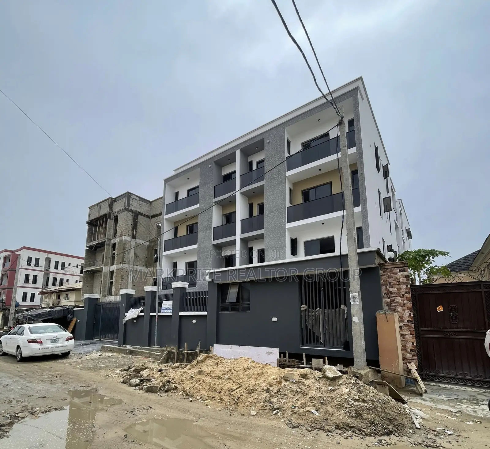 2bdrm Apartment in Ologolo Lekki Lagos for sale