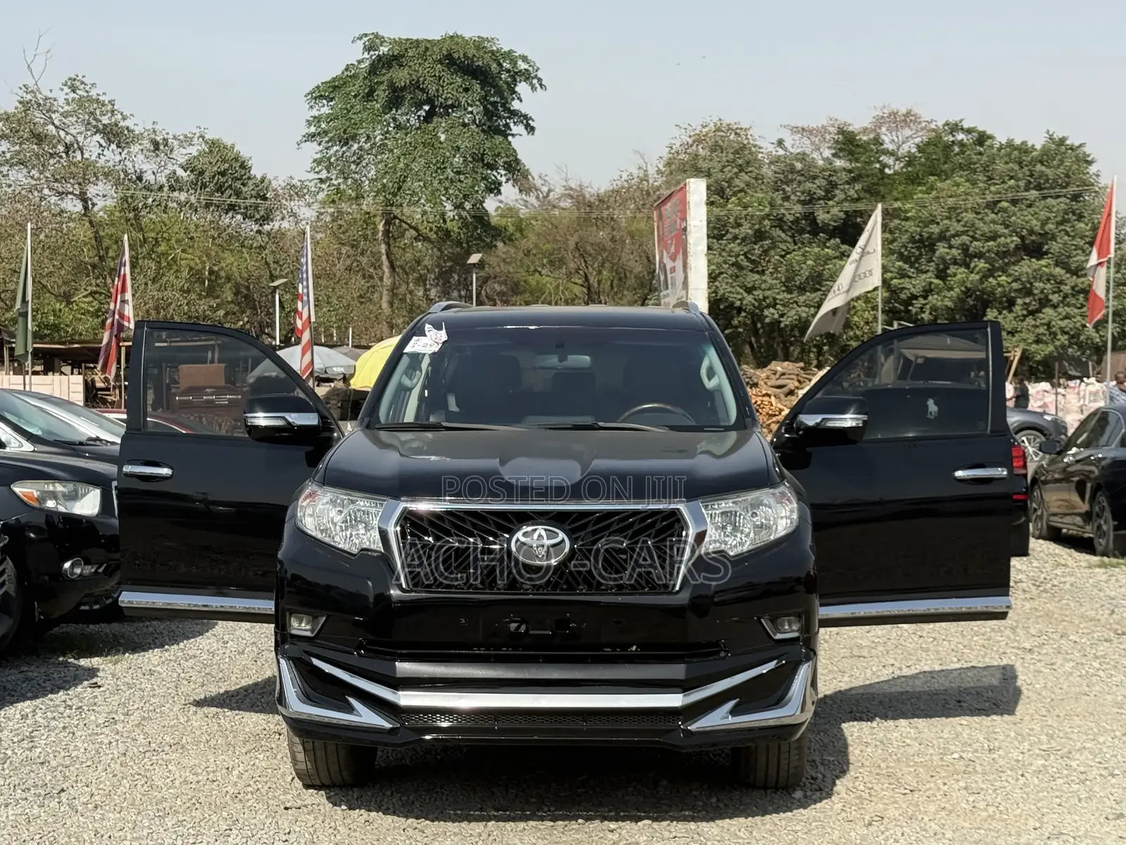Toyota Land Cruiser Prado 2022 Black