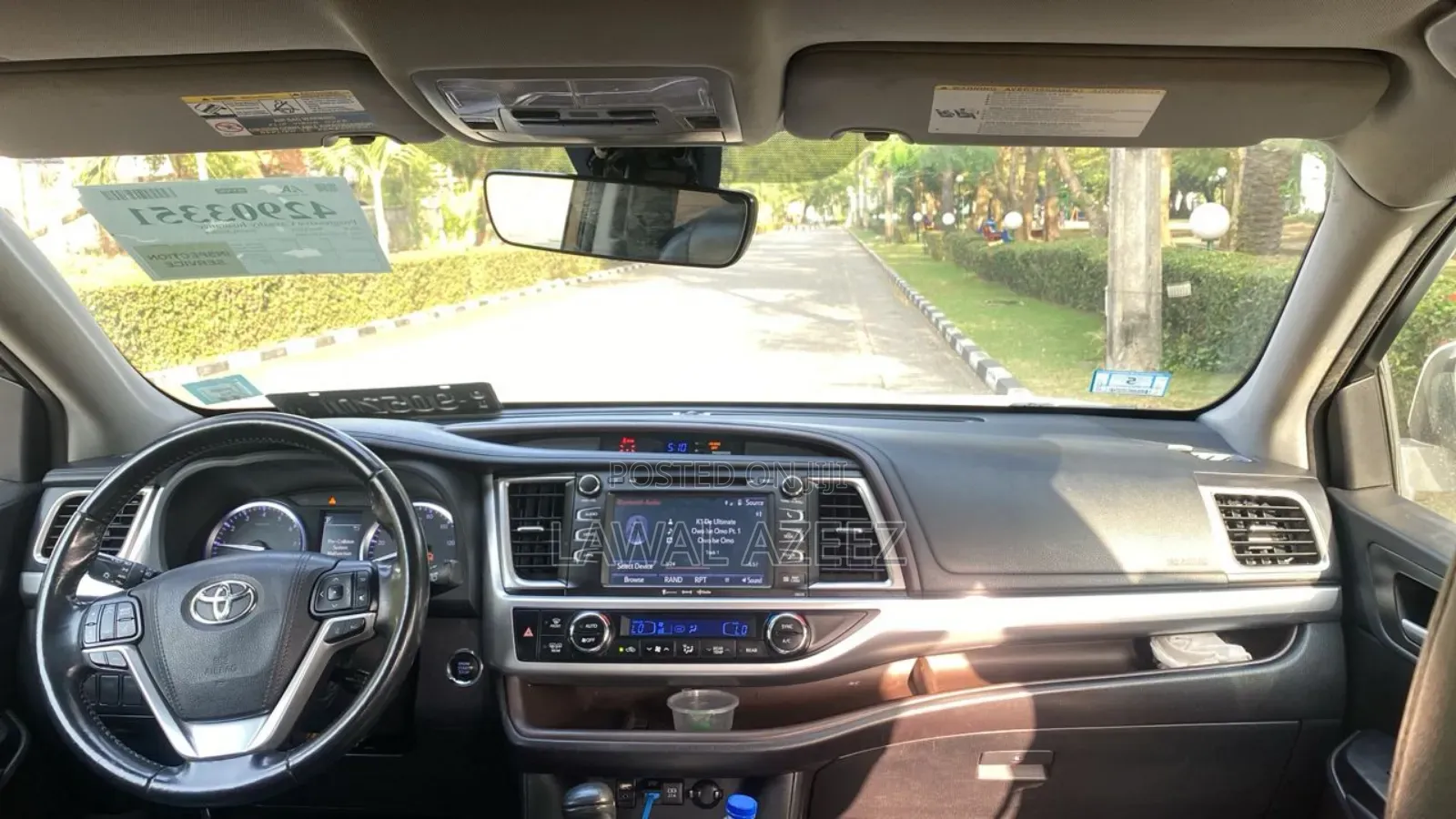Toyota Highlander XLE 4x4 V6 (3.5L 6cyl 8A) 2018 White
