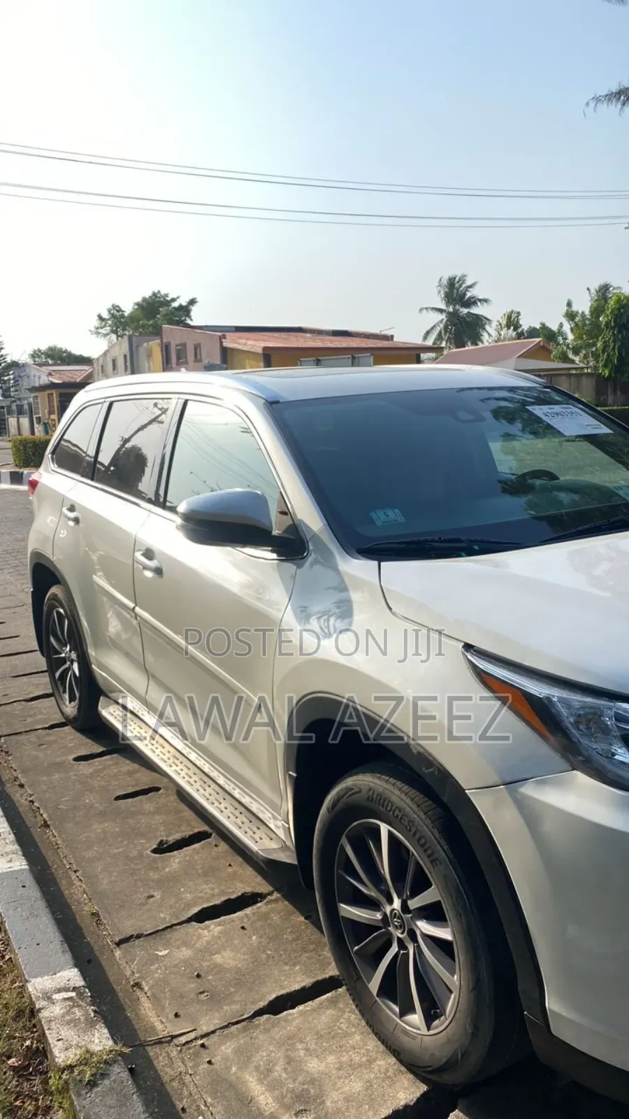 Toyota Highlander XLE 4x4 V6 (3.5L 6cyl 8A) 2018 White