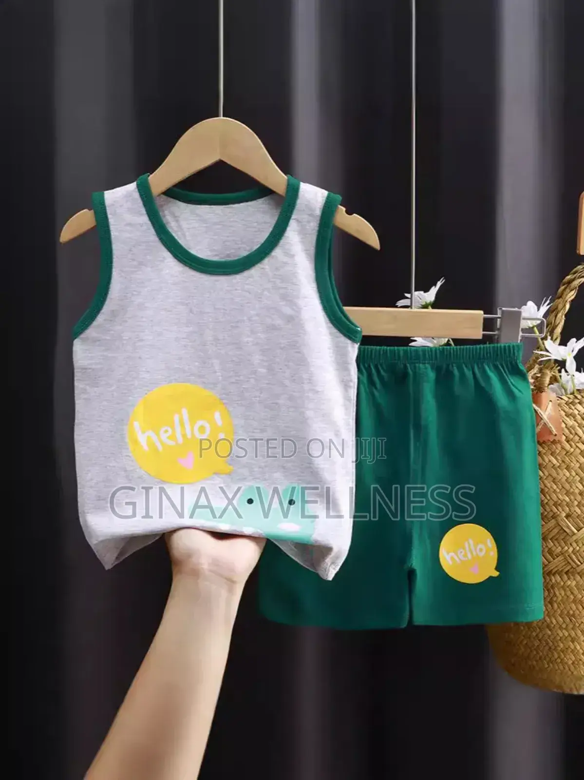 2-Piece Baby Clothing Set With Sleeveless Top and Shorts