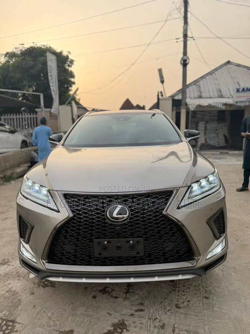 Lexus RX 2022